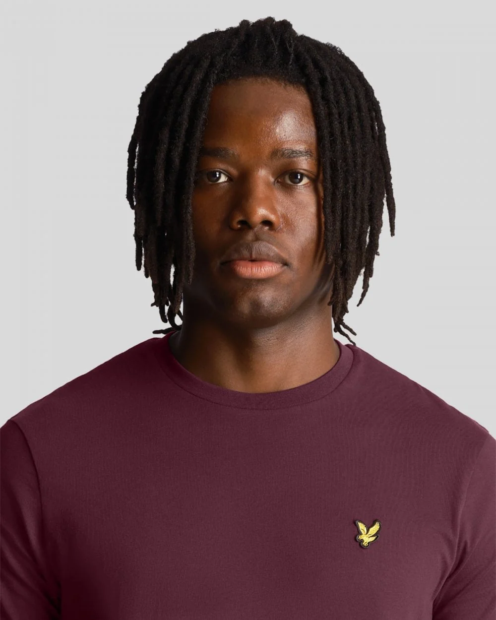 Lyle & Scott Plain Mens T-Shirt - Z562 Burgundy - Image 2