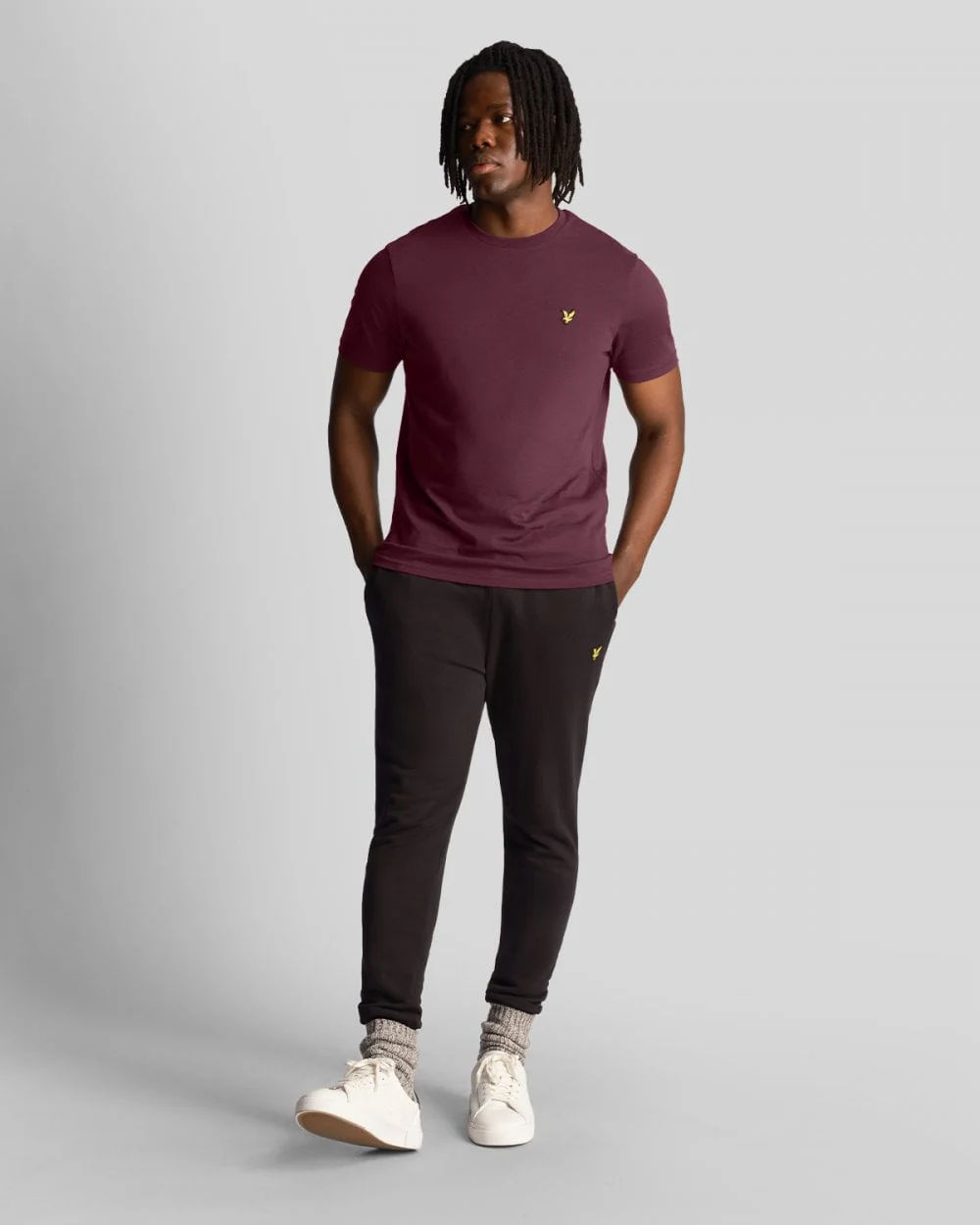 Lyle & Scott Plain Mens T-Shirt - Z562 Burgundy - Image 3