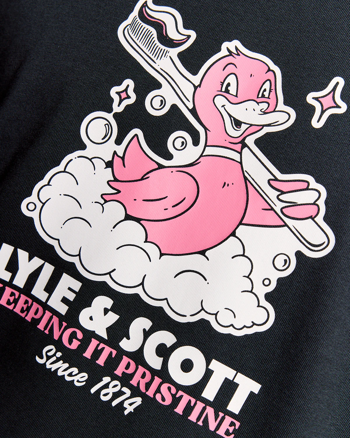 Lyle & Scott Rubber Duck Mens Graphic T-Shirt - Z271 Dark Navy - Image 5