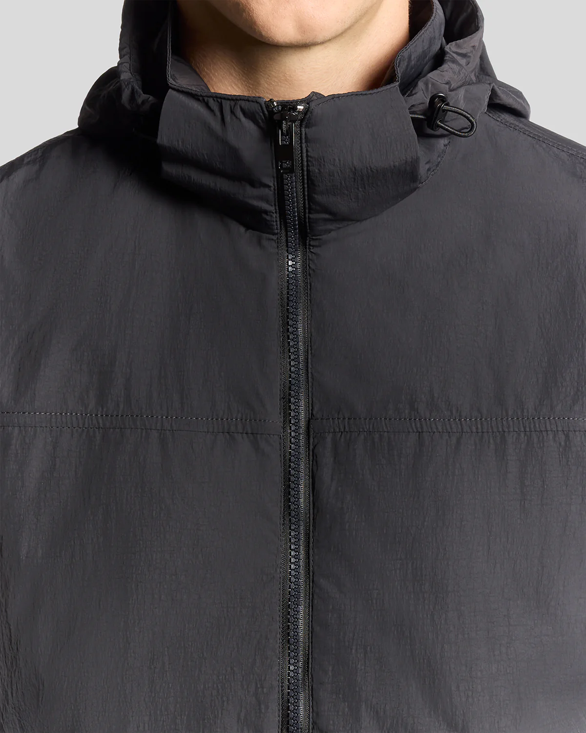 Lyle & Scott Stow Away Jacket - X002 Black Ice - Image 2