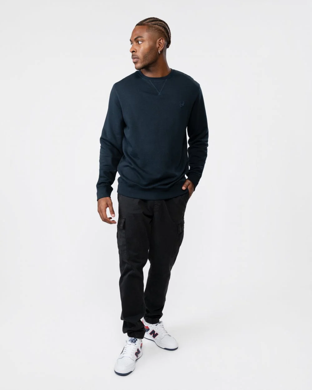 Lyle & Scott Tonal Eagle Mens Crew Neck Sweatshirt - Z271 Dark Navy - Image 3