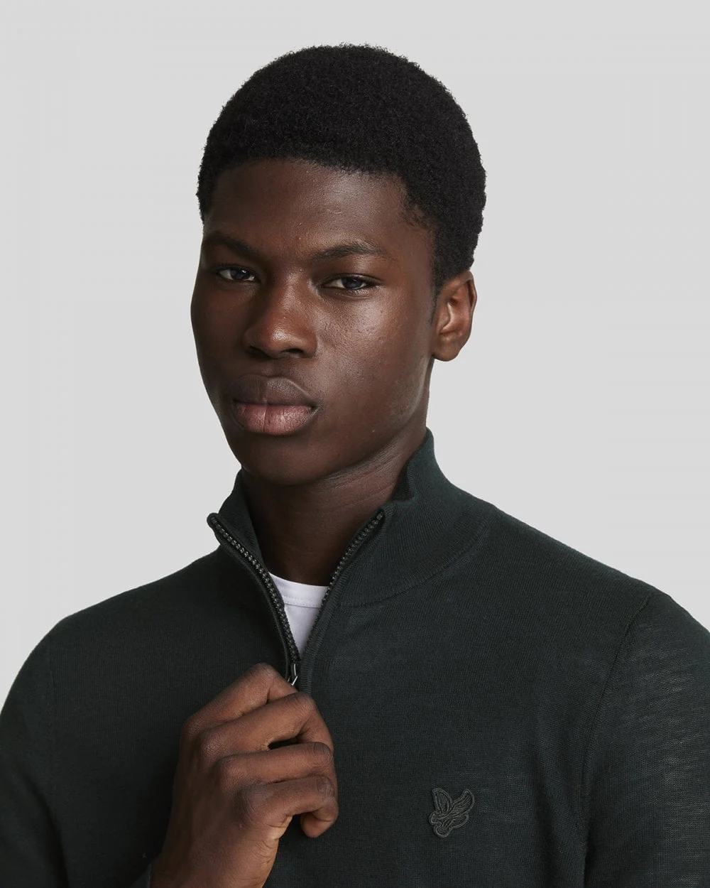 Lyle & Scott Tonal Eagle Merino Mens Quarter-Zip Jumper - Z865 Jet Black - Image 2