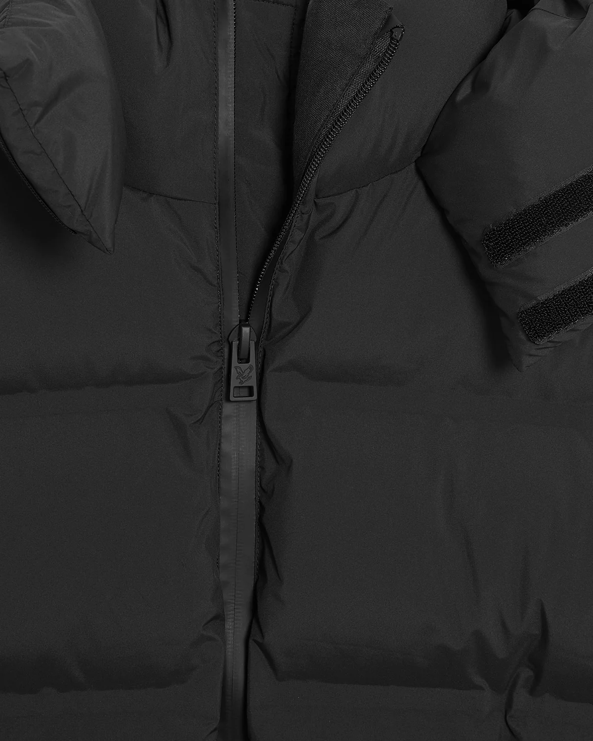 Lyle & Scott Welded Puffer Jacket - Z865 Jet Black - Image 5