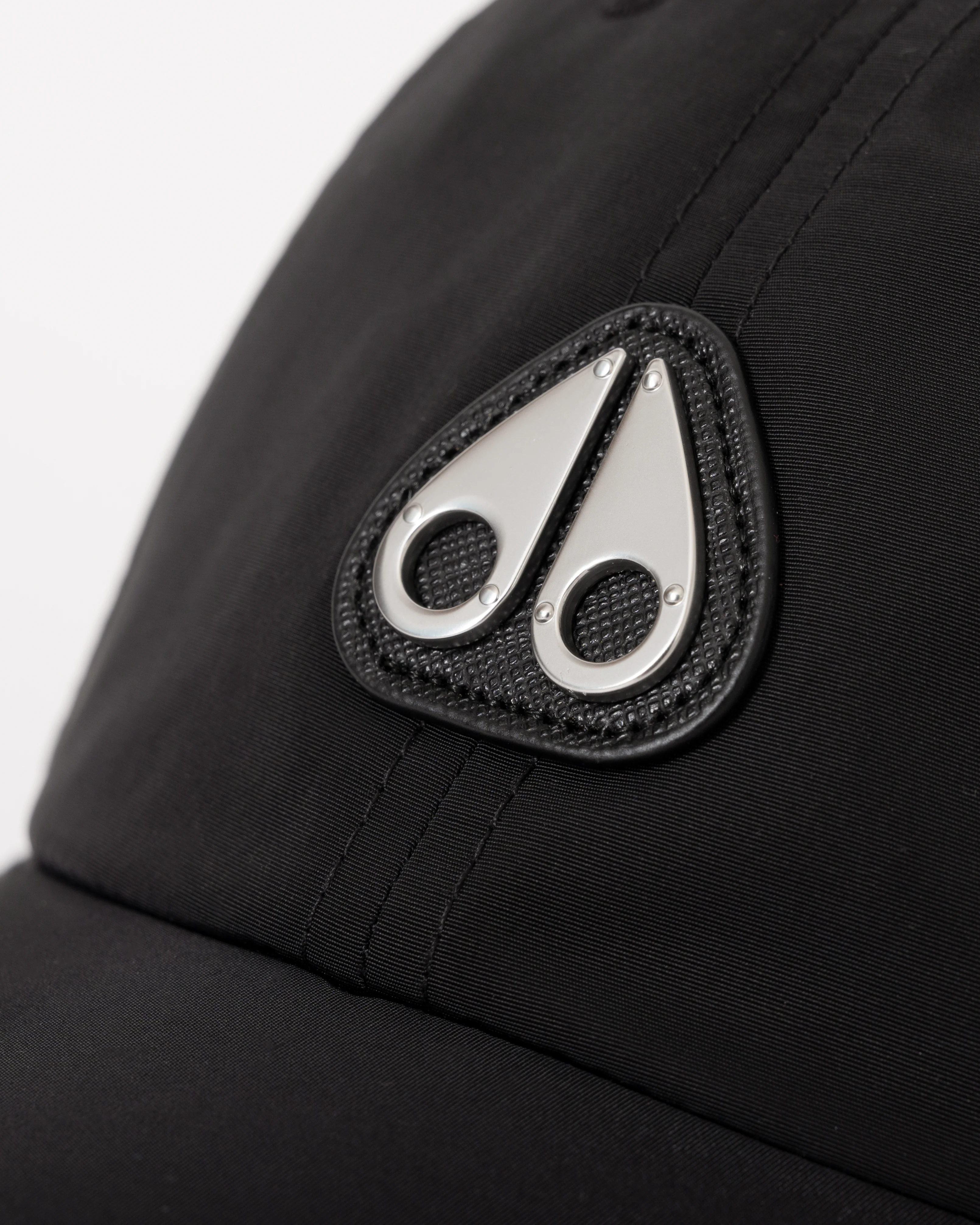 Moose Knuckles Crescent Logo Cap - Black 292 - Image 4