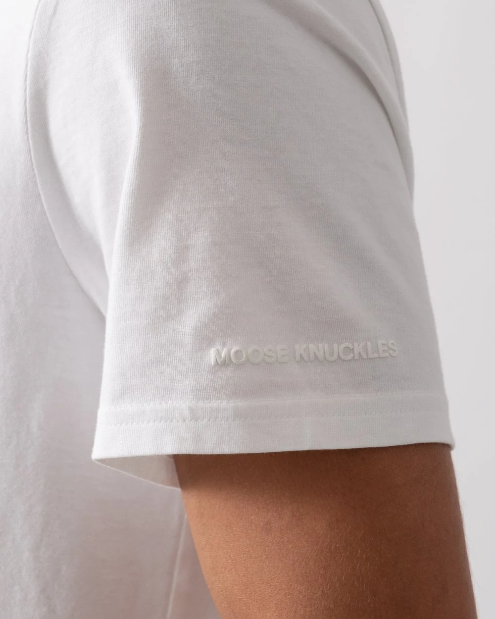 Moose Knuckles Crescent Mens T-Shirt - White 160 - Image 3