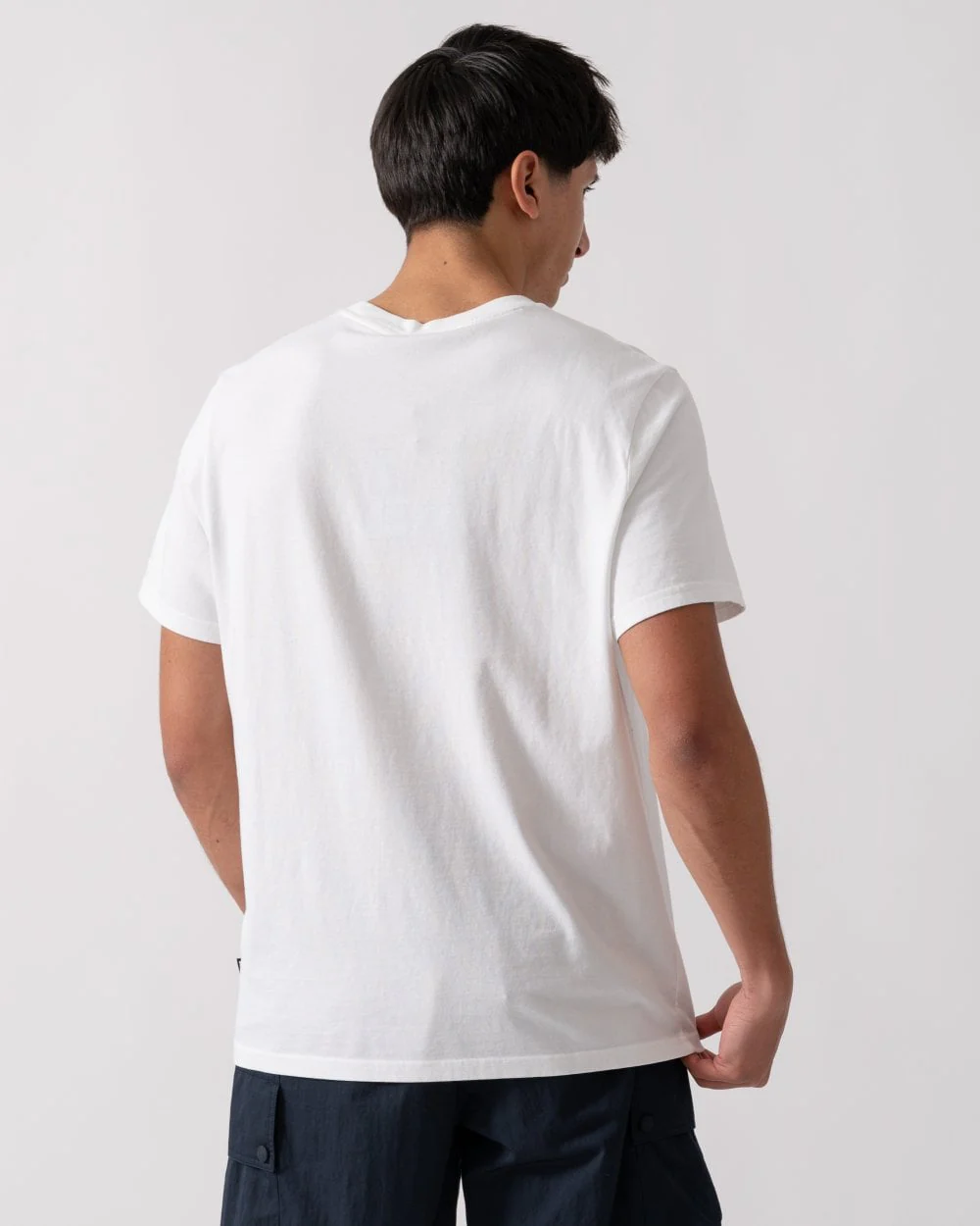 Moose Knuckles Crescent Mens T-Shirt - White 160 - Image 4