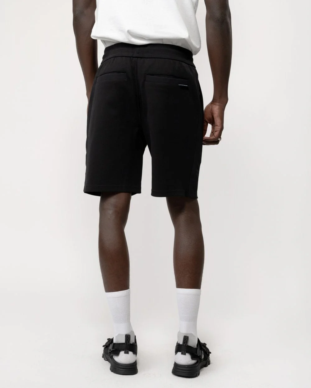 Moose Knuckles Perido Mens Shorts - Image 2
