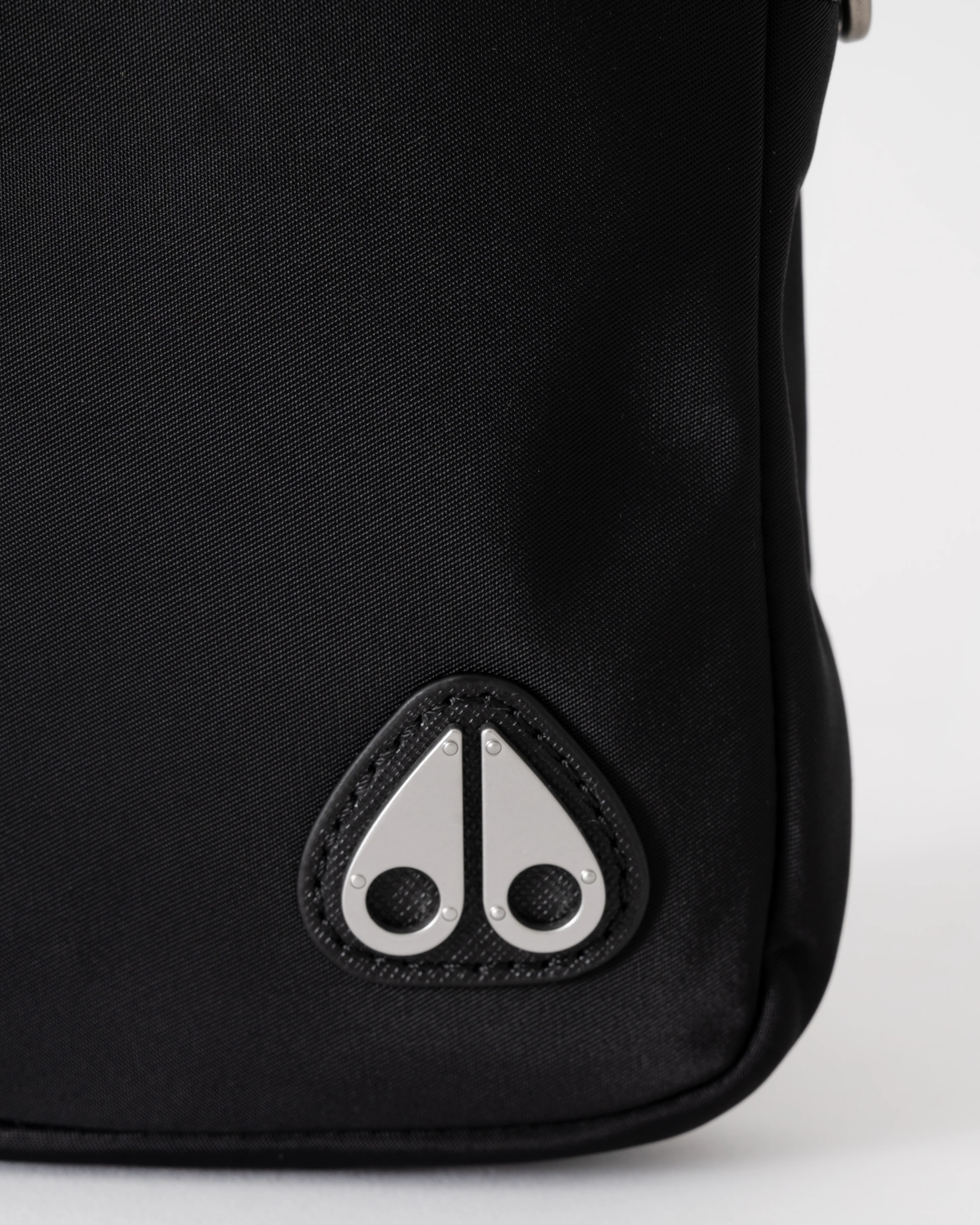 Moose Knuckles The Dial Bag - Black 292 - Image 6