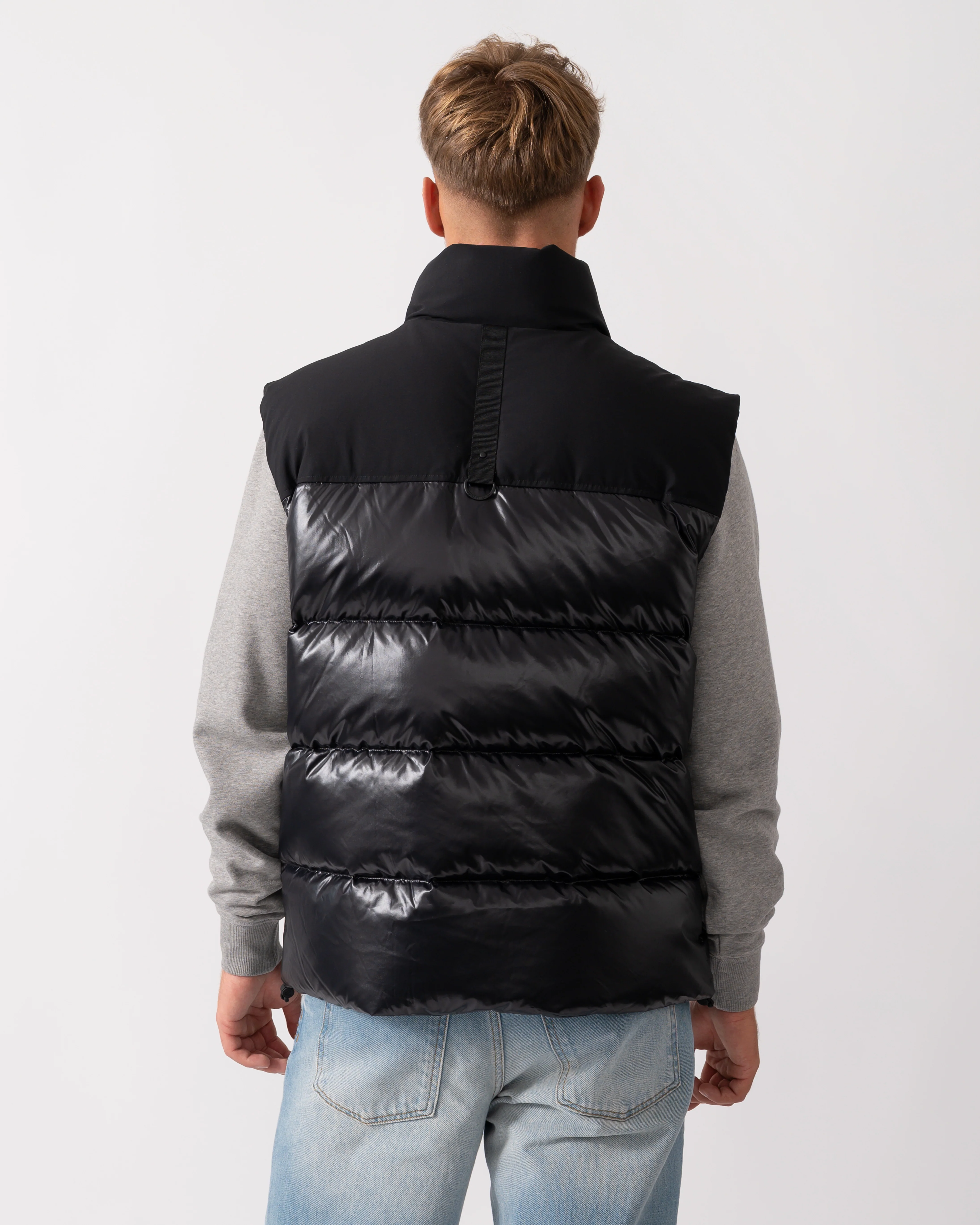 Moose Knuckles Victory Peak Mens Padded Vest - Black 292 - Image 4