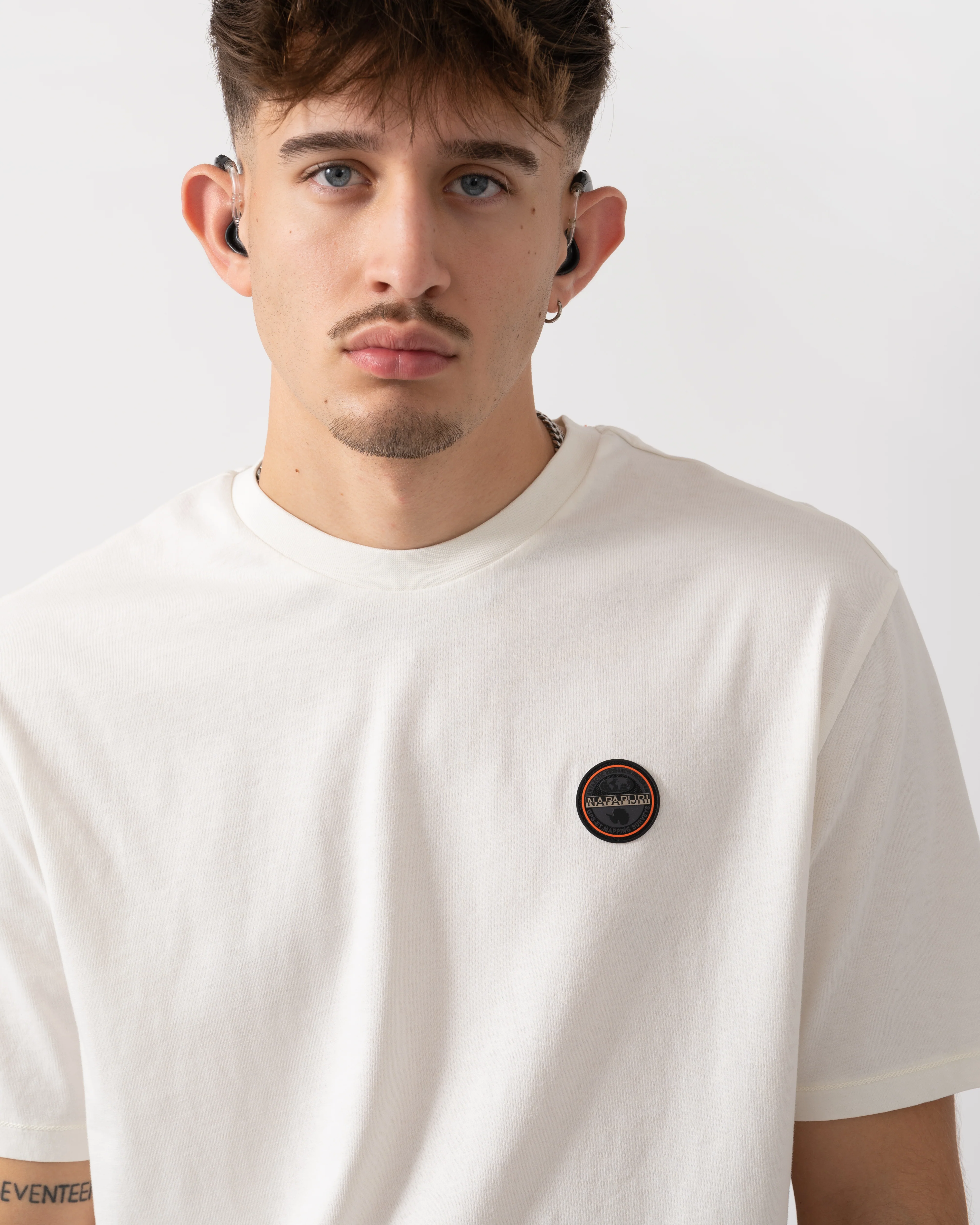 Napapijri Badge Mens Short Sleeve T-Shirt - White Heron 206 - Image 3