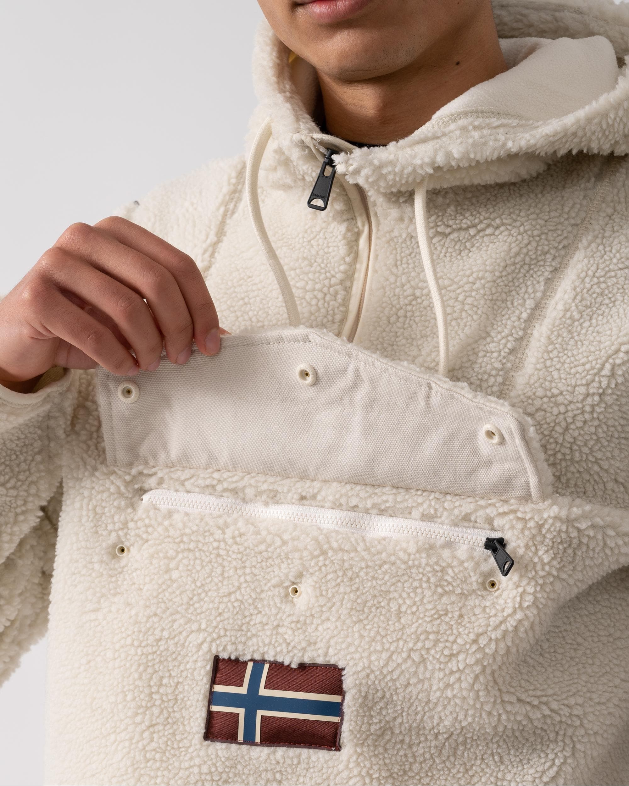 Napapijri T-Burgee Curly Mens Half Zip Hooded Fleece - Image 3