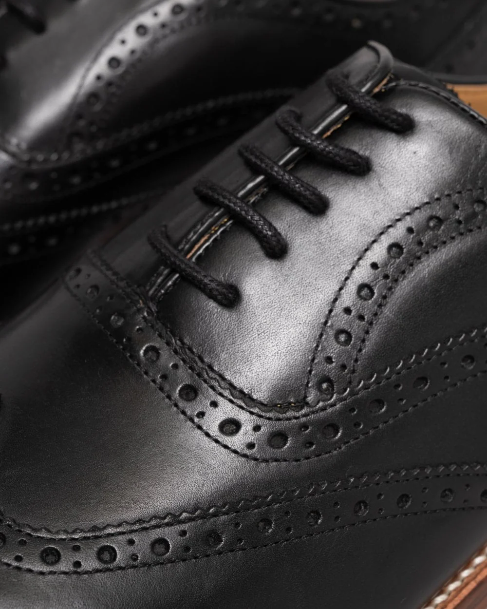 Oliver Sweeney Aldeburgh Mens Leather Brogue - Black - Image 2