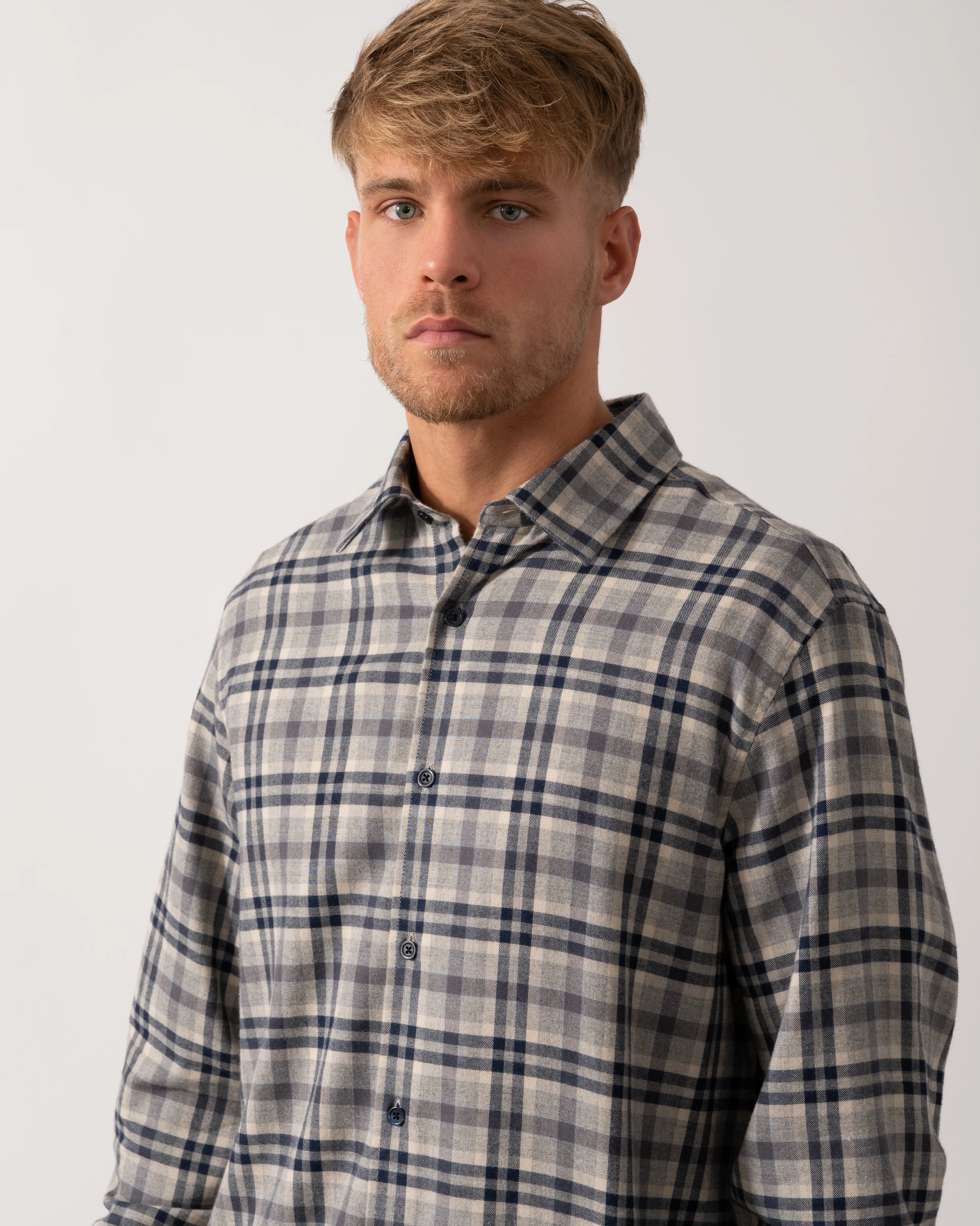Oliver Sweeney Barnham Mens Long Sleeve Cotton Twill Shirt - Navy/Grey Check - Image 4