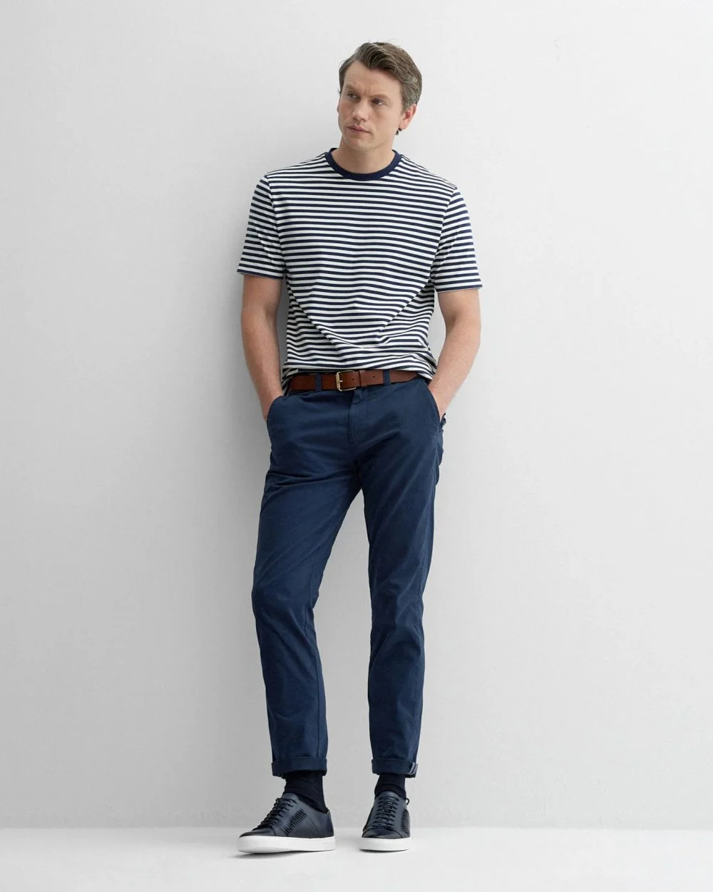 Oliver Sweeney Markham Mens Crew Neck T-Shirt - Image 2