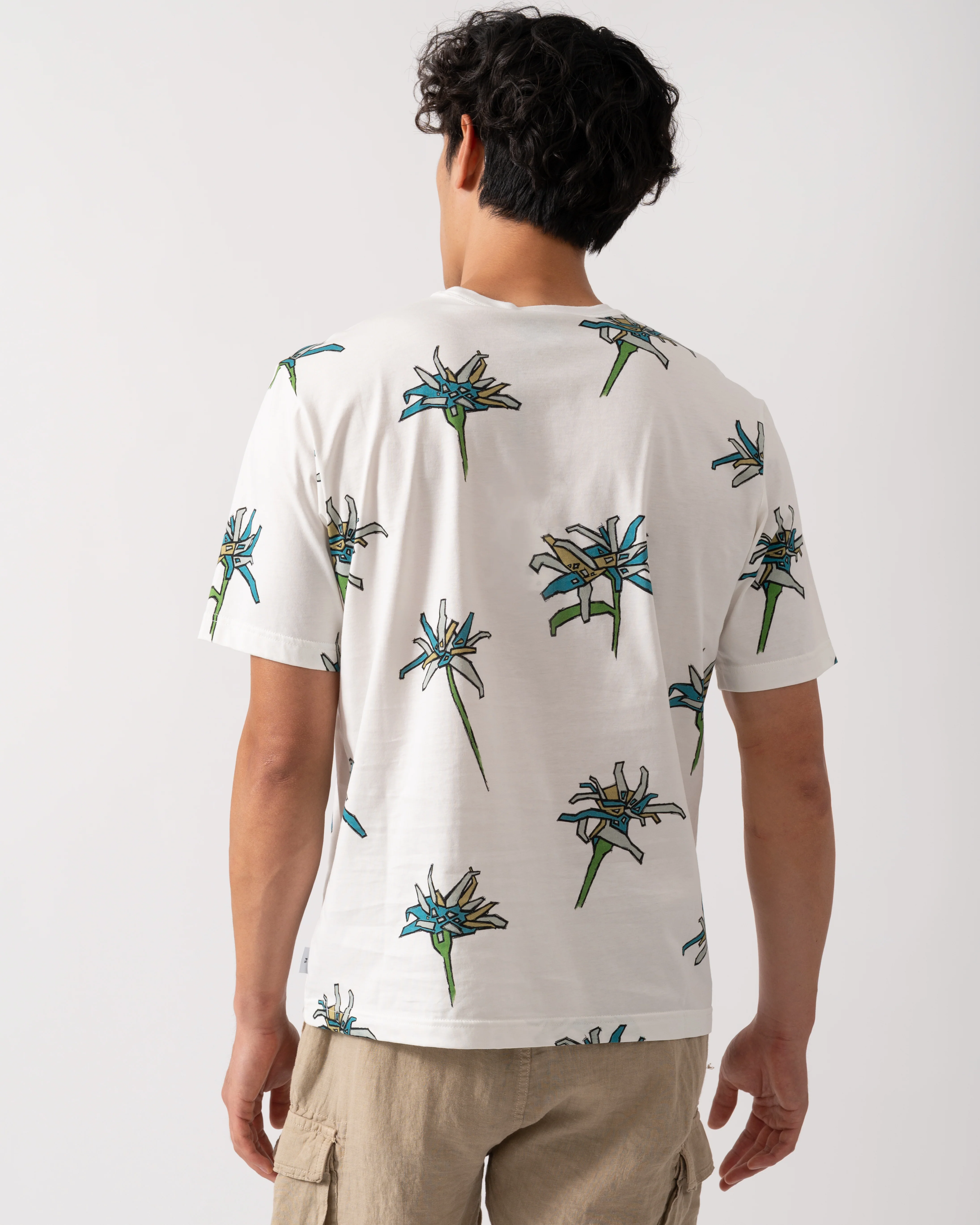 PS Paul Smith Mens Casual Fit Flower T-Shirt - 01 White - Image 4