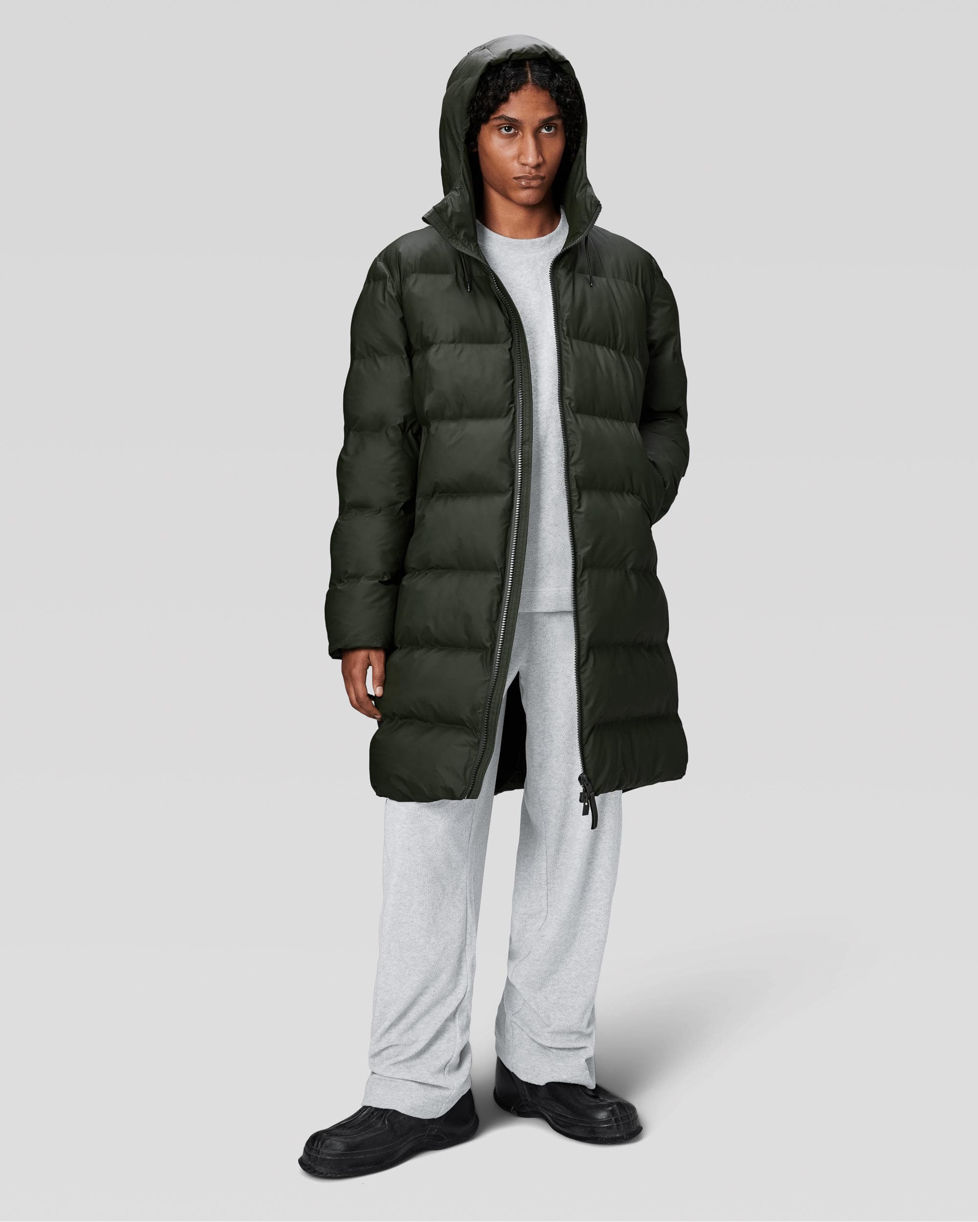 Rains Alta Long Unisex Puffer Jacket - 03 Green - Image 3