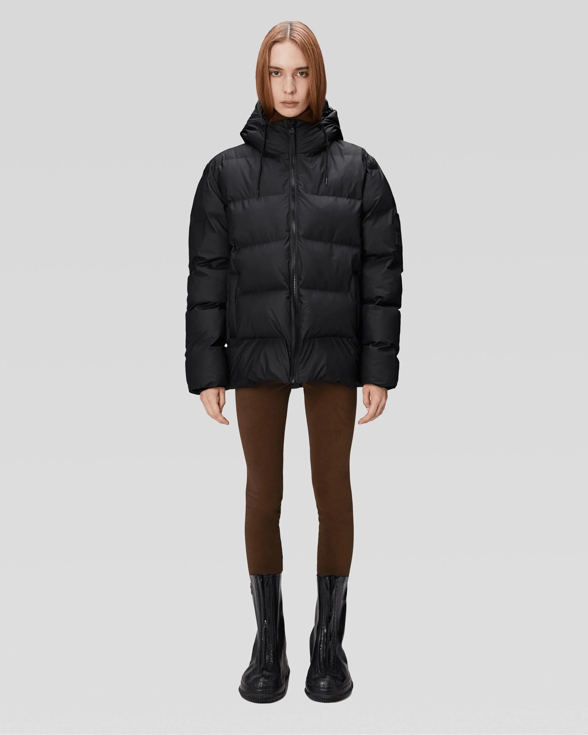 Rains Alta Unisex Puffer Jacket - 01 Black - Image 3