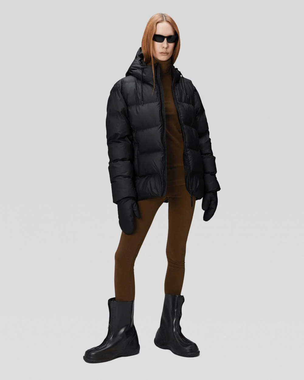 Rains Alta Unisex Puffer Jacket - 01 Black - Image 7