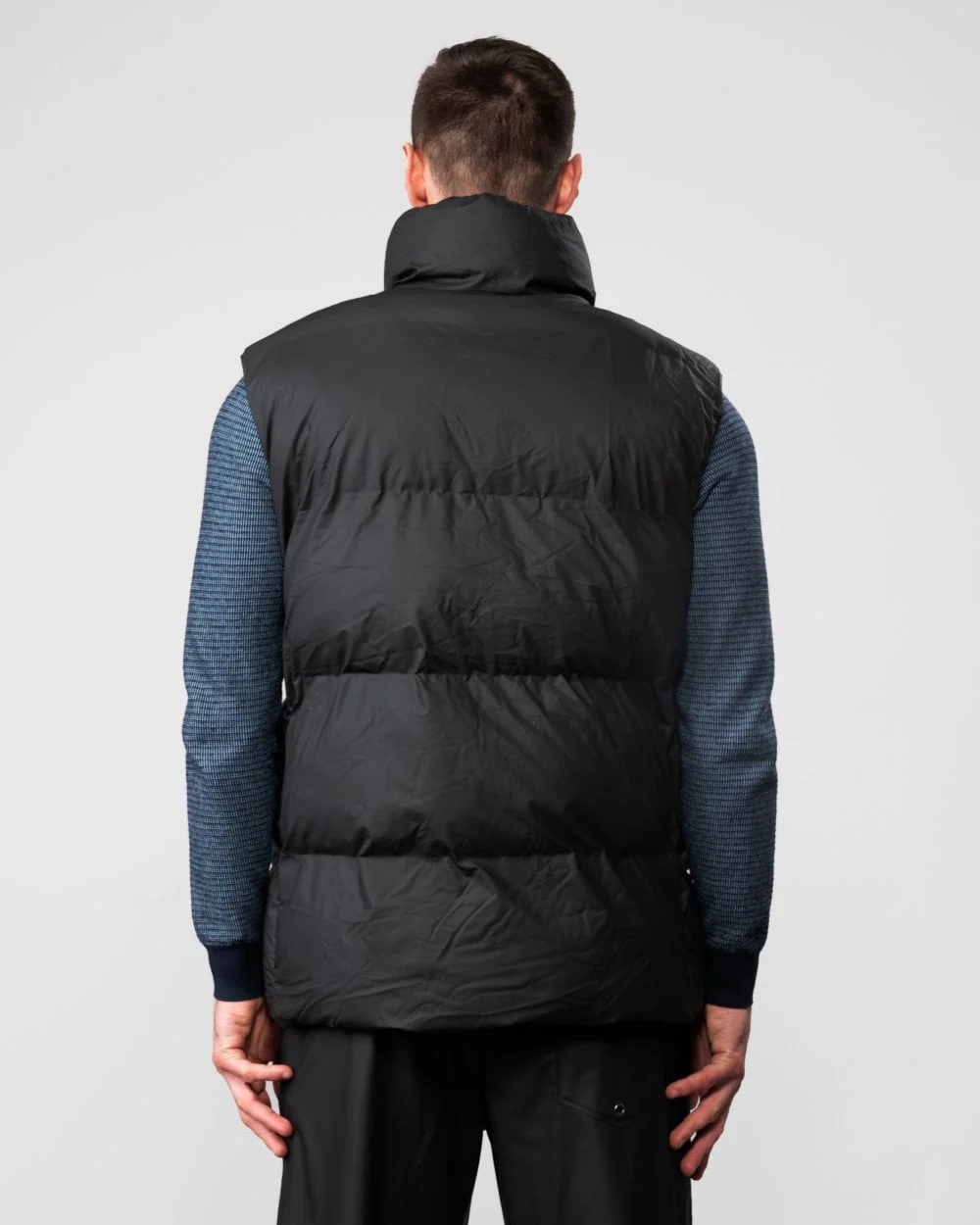 Rains Boxy Unisex Puffer Vest - Image 4