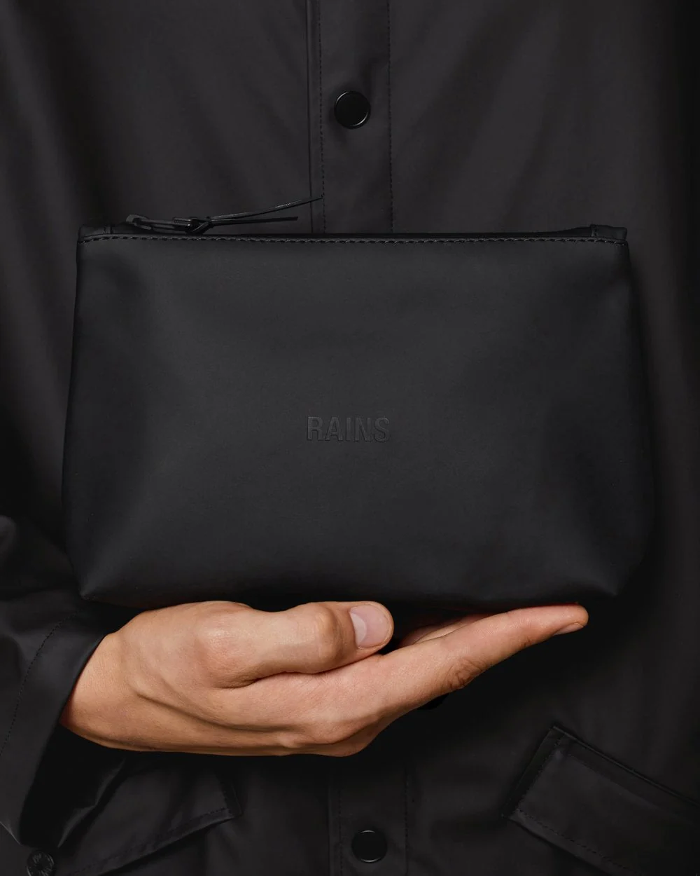 Rains Cosmetic Bag - 01 Black - Image 2