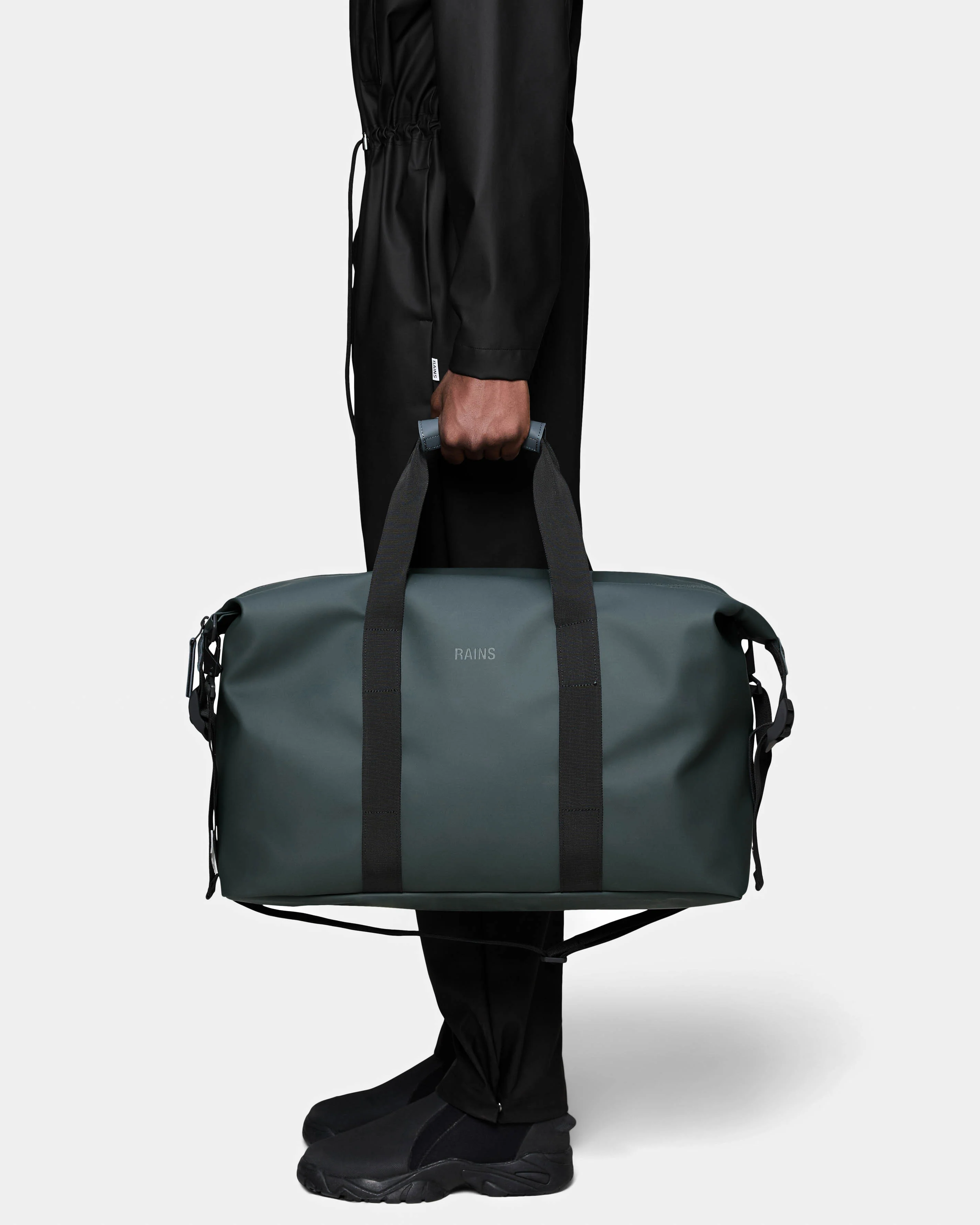 Rains Hilo Weekend Bag - 153 Dark Grey - Image 4