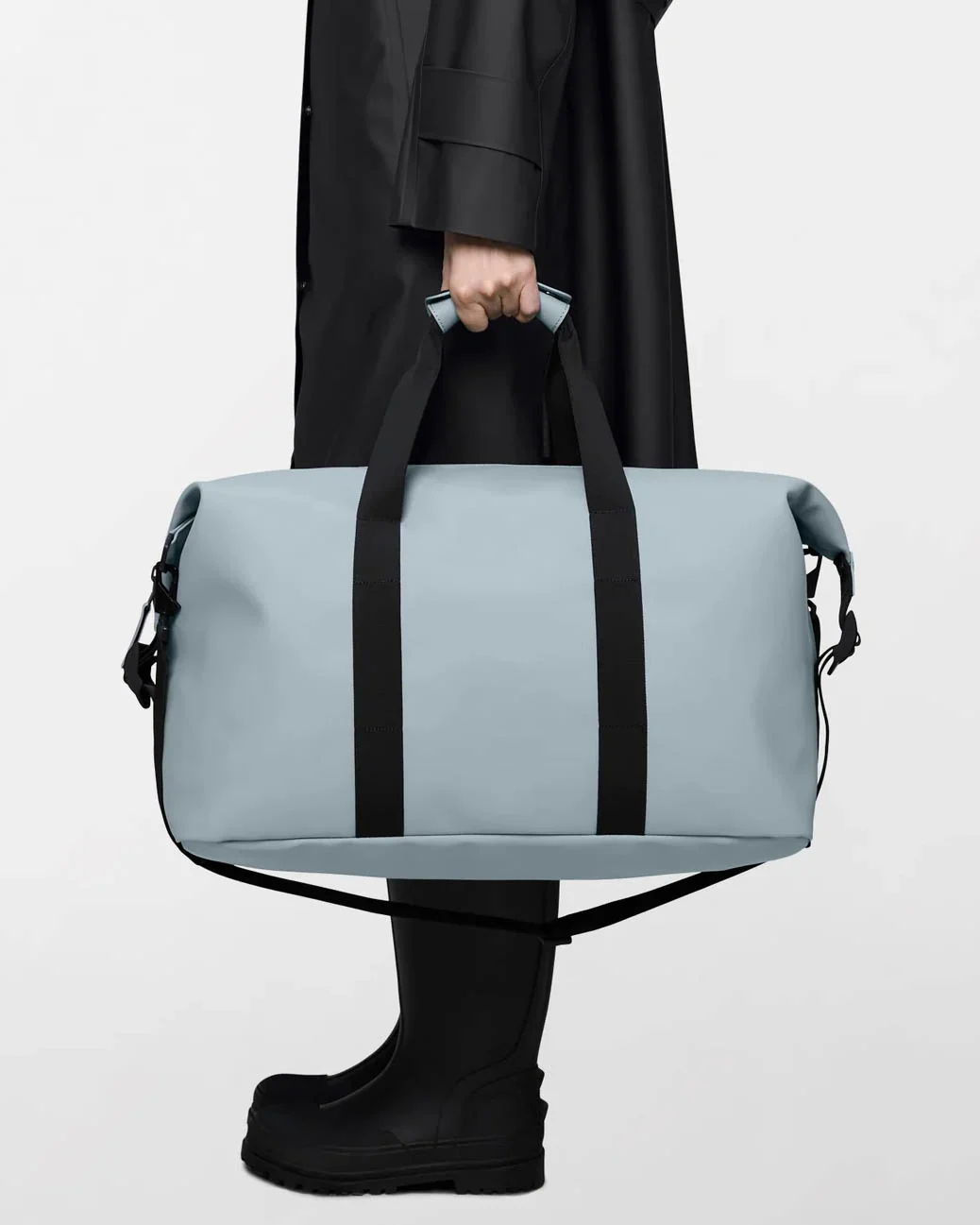 Rains Hilo Weekend Bag - Pool 147 - Image 4