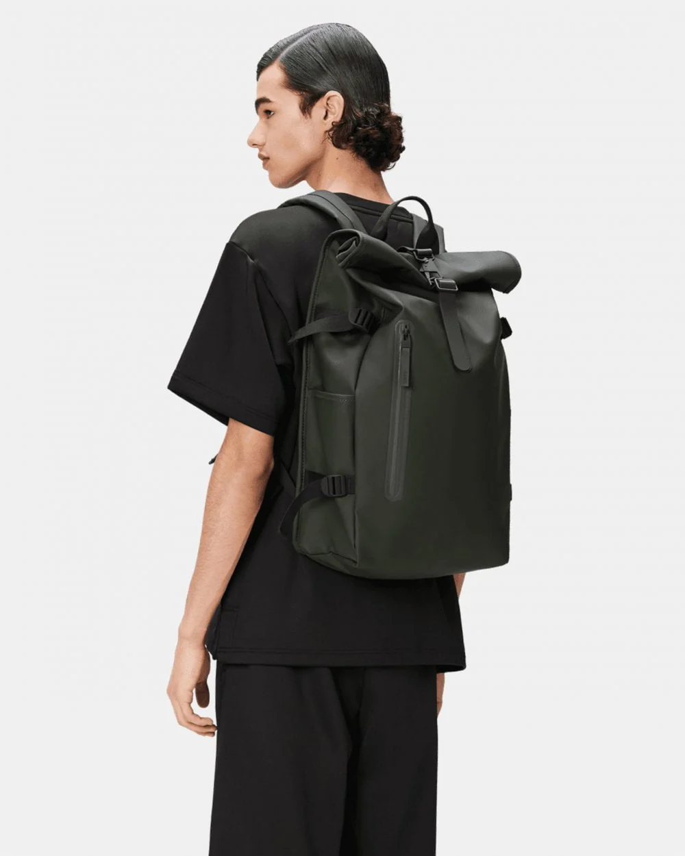 Rains Rolltop Rucksack Large - 03 Green - Image 4