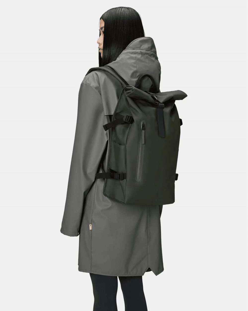 Rains Rolltop Rucksack Large - 03 Green - Image 5