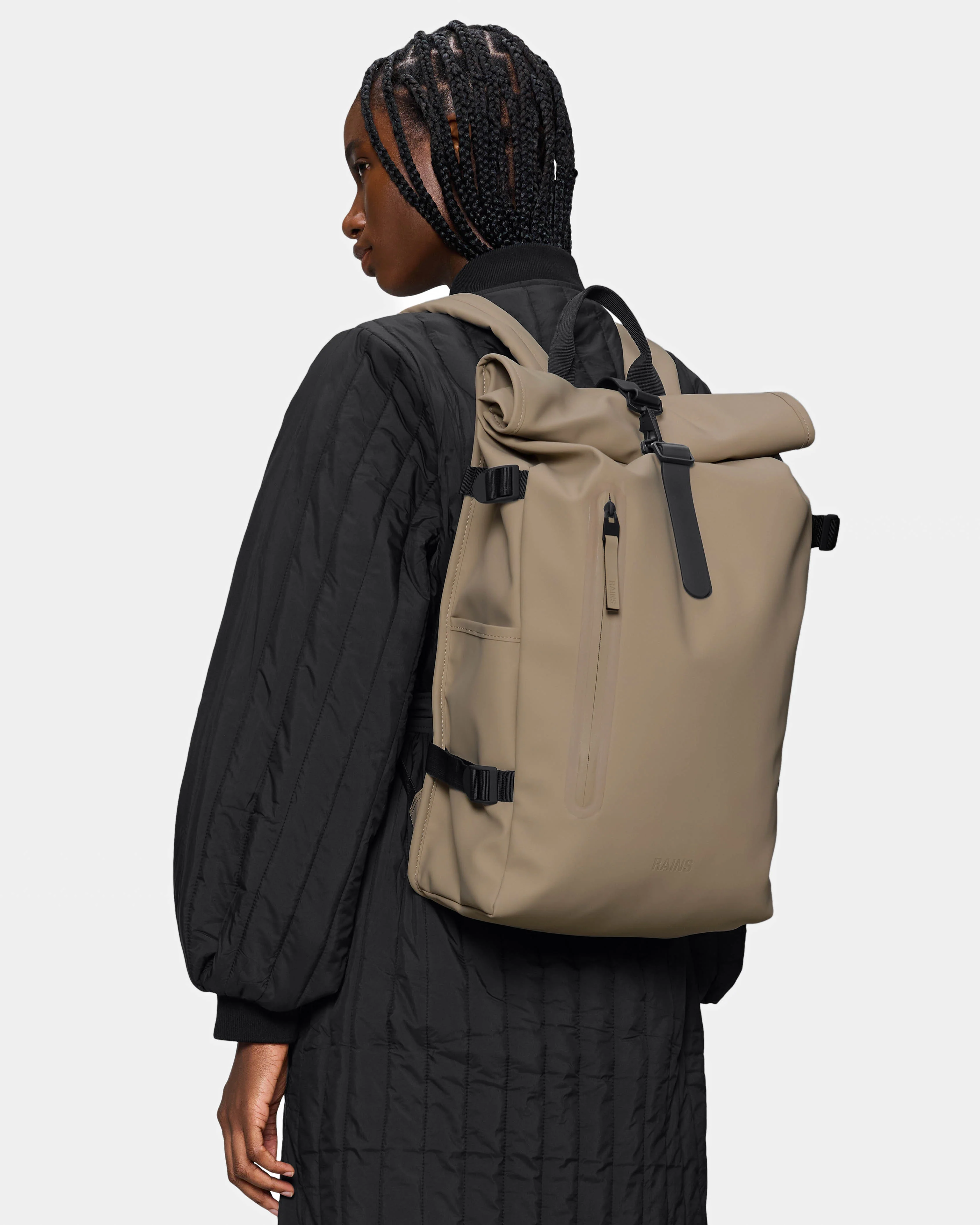 Rains Rolltop Rucksack Large - Beige 133 - Image 4
