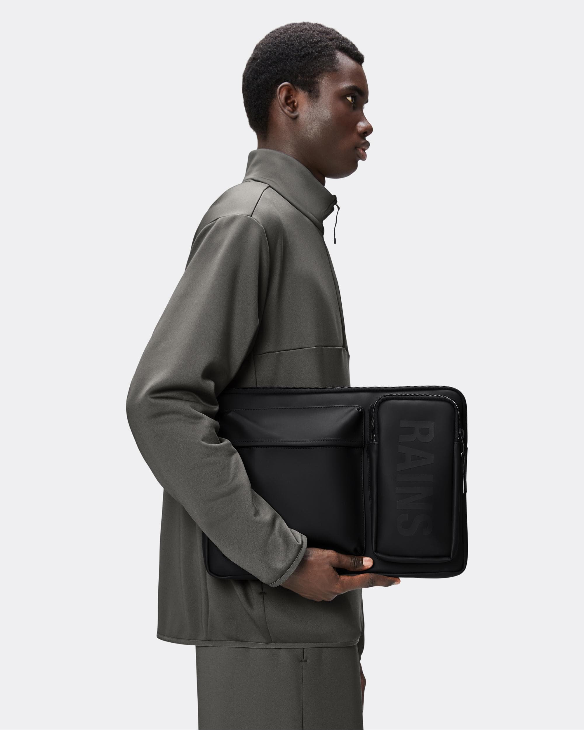 Rains Texel Laptop Case 15 /16 - 01 Black - Image 3