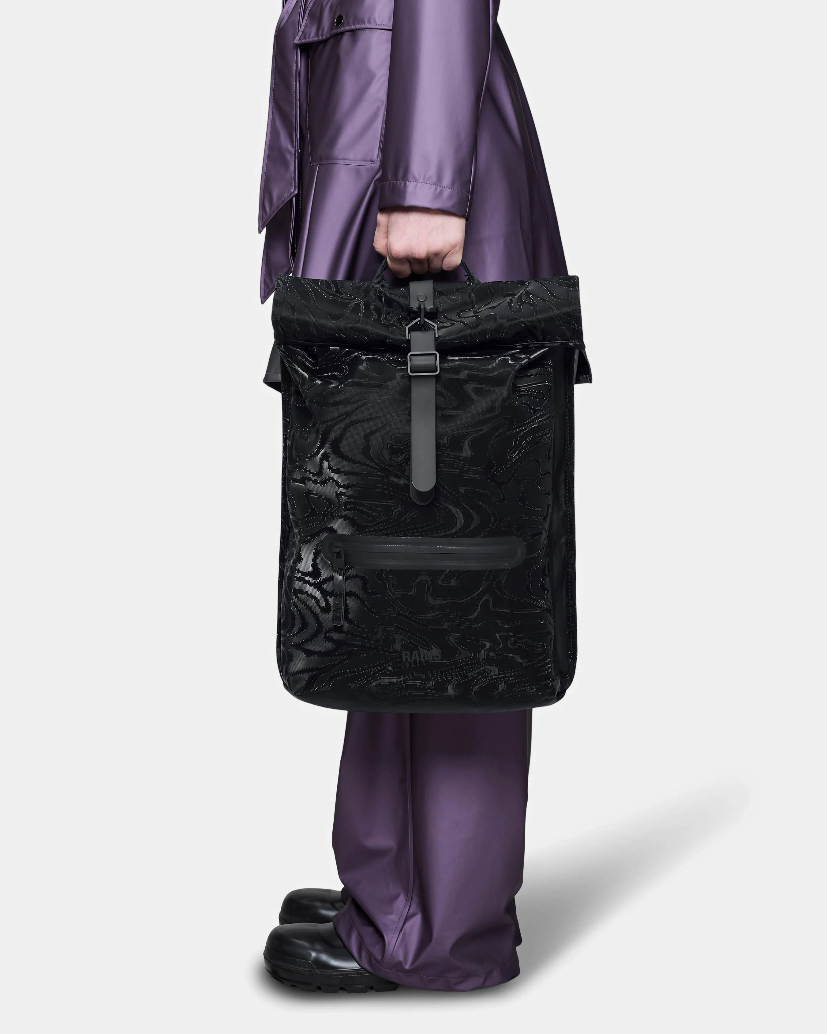 Rains Unisex Rolltop Rucksack - Amp 151 - Image 5
