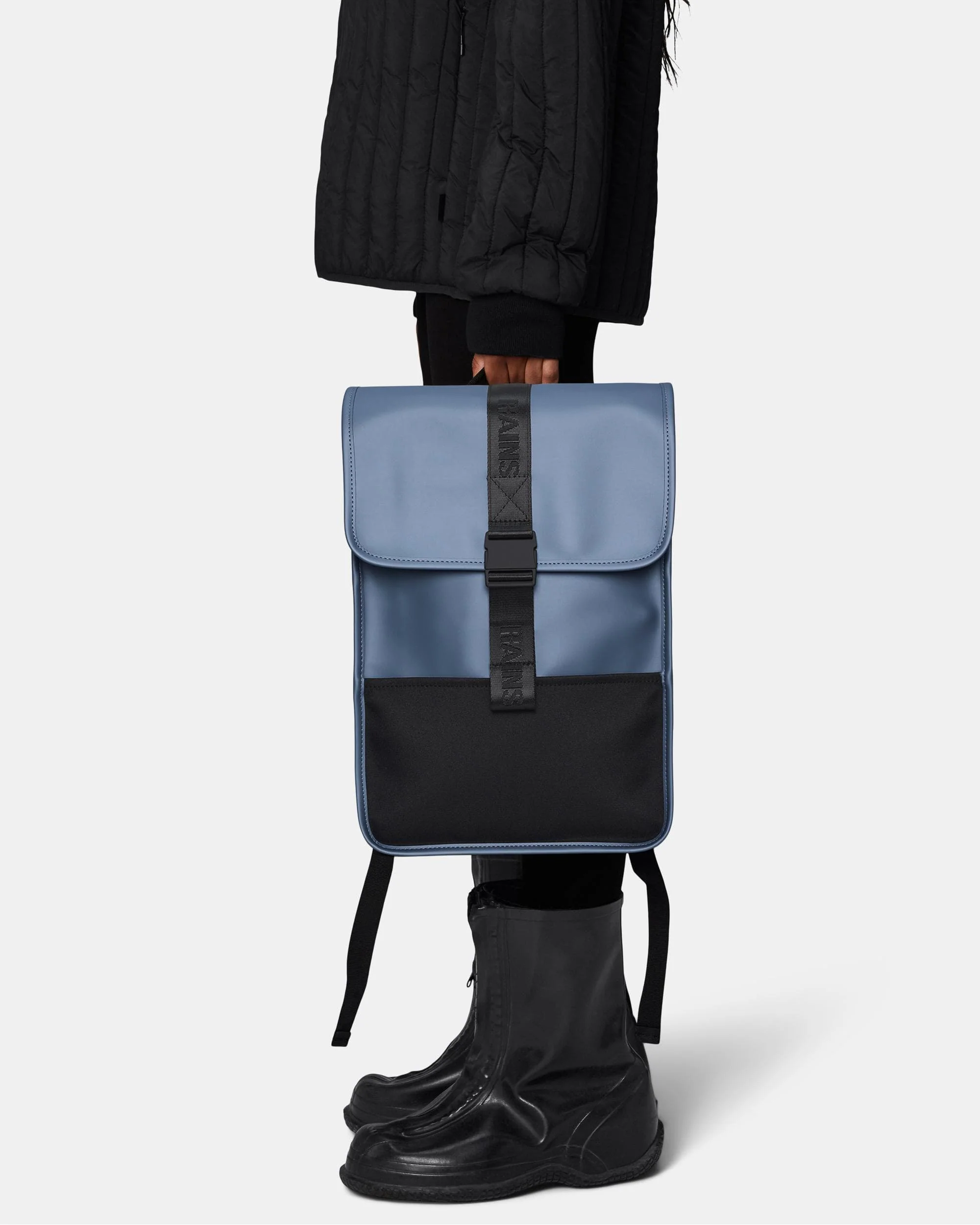 Rains Unisex Trail Backpack Mini - 36 Bay - Image 4