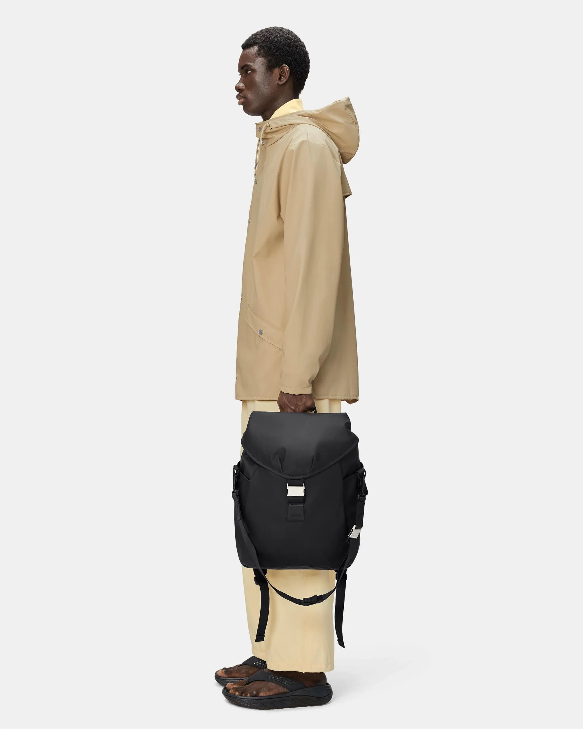 Rains Valera Bucket Backpack - 01 Black - Image 5
