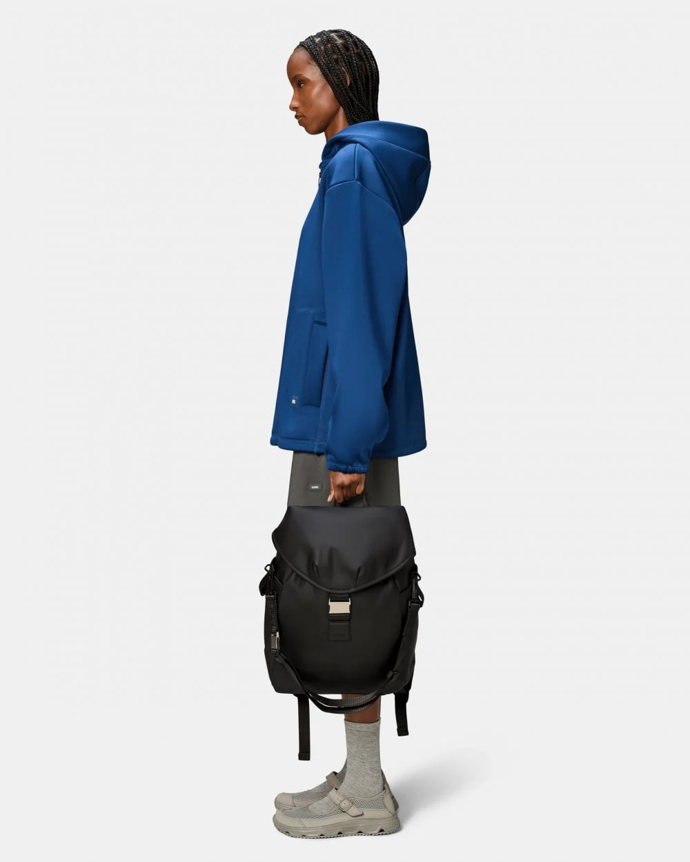 Rains Valera Bucket Backpack - 01 Black - Image 7