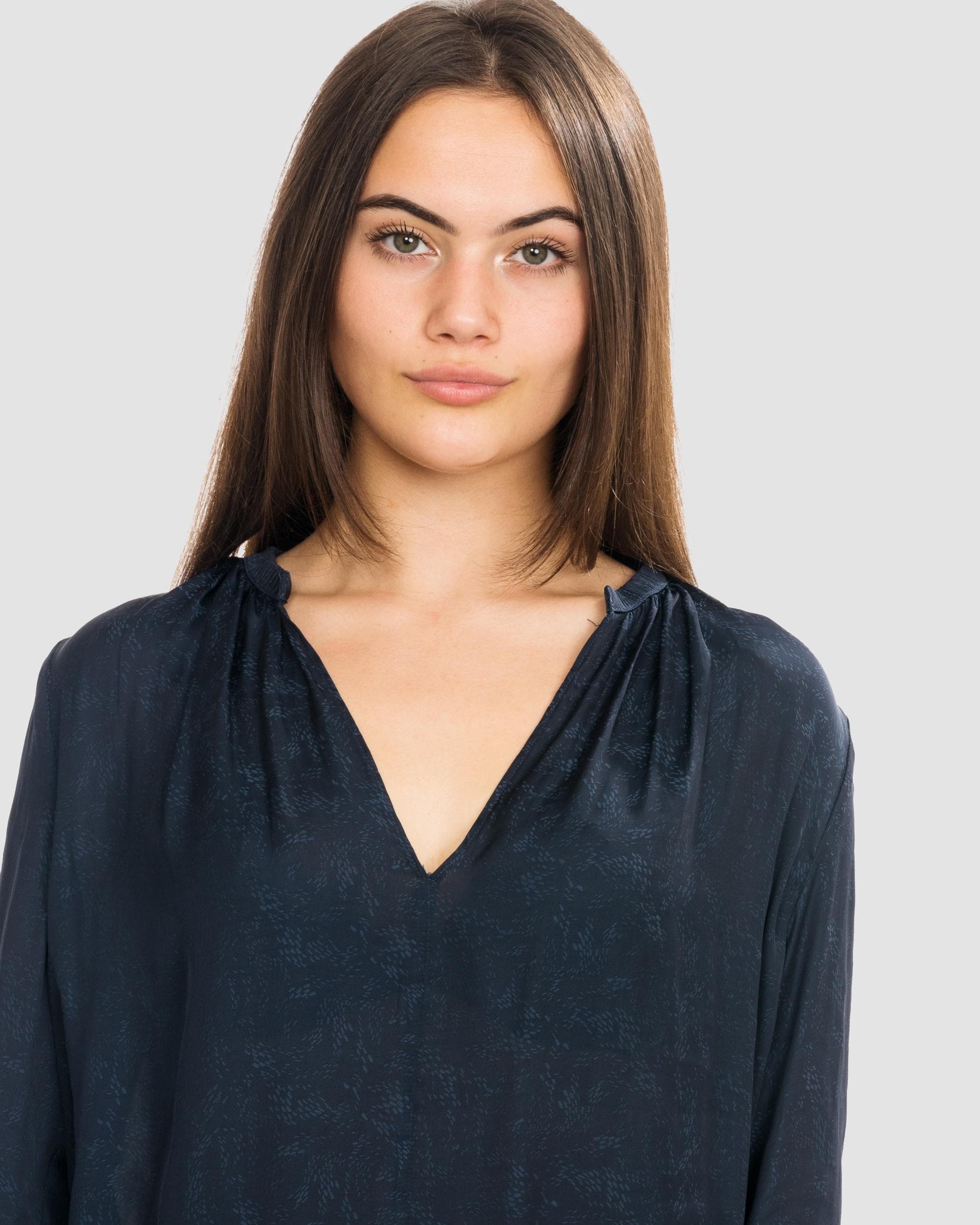 Samsoe & Samsoe Elva ls Womens Blouse 10793 - Dark Sapphire - Image 2