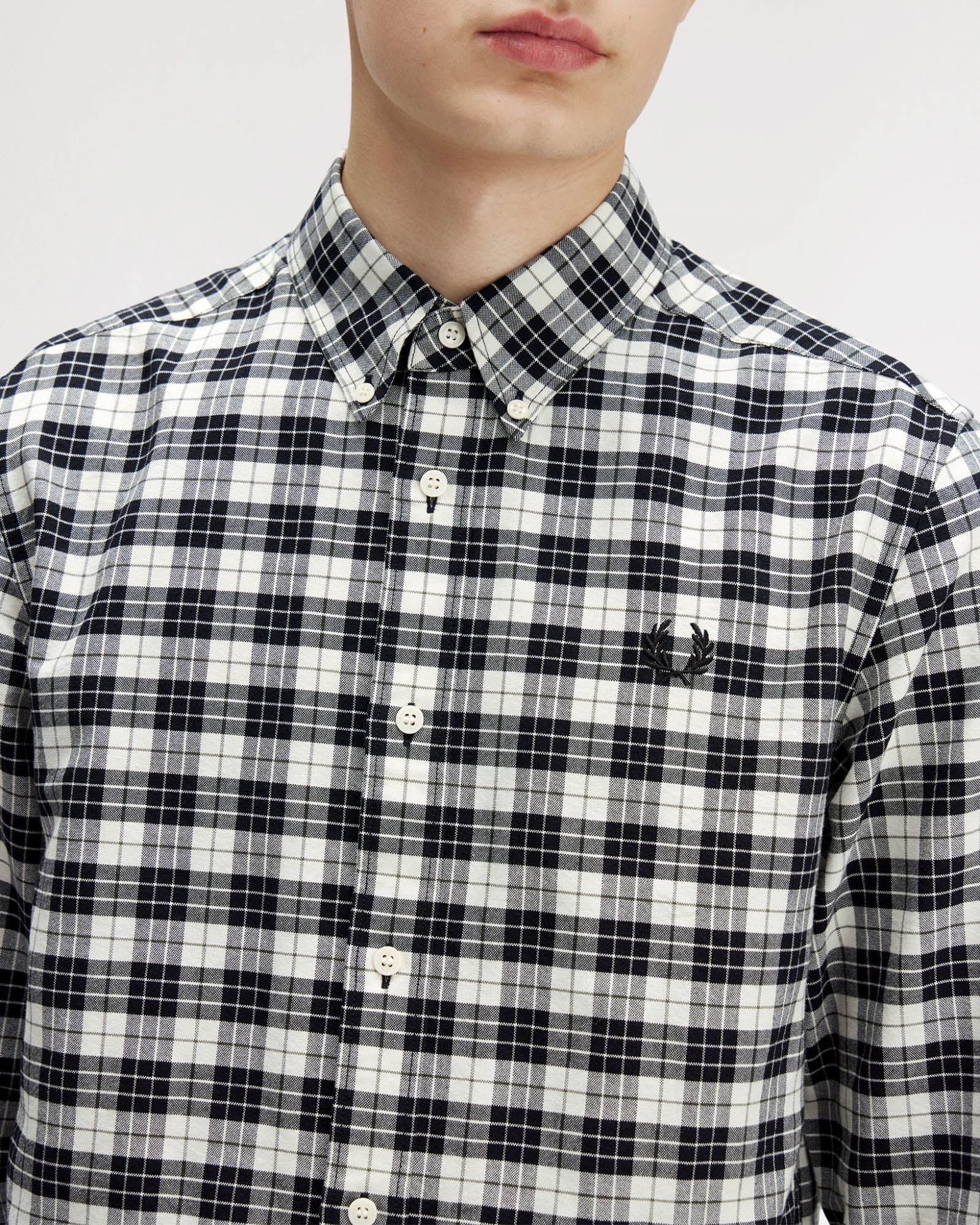 Fred Perry Tartan Oxford Shirt - Ecru 560 - Image 3