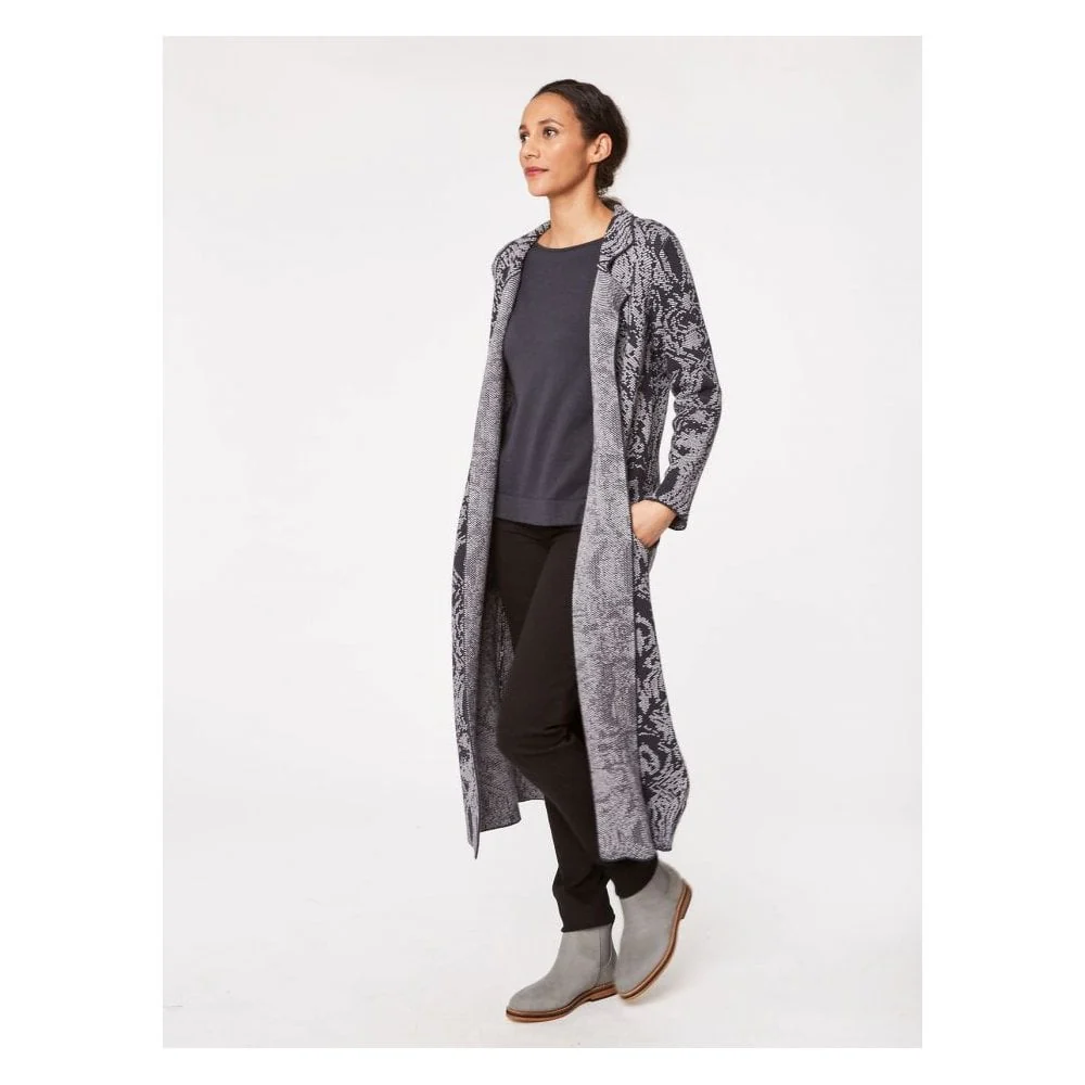 Thought Clothing Musso Organic Wool Womens Long Throw - Image 2