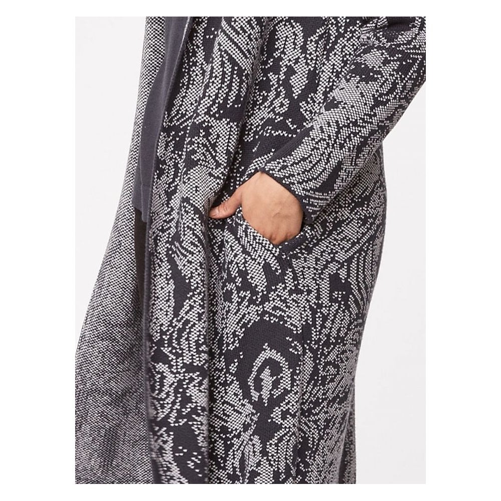 Thought Clothing Musso Organic Wool Womens Long Throw - Image 4