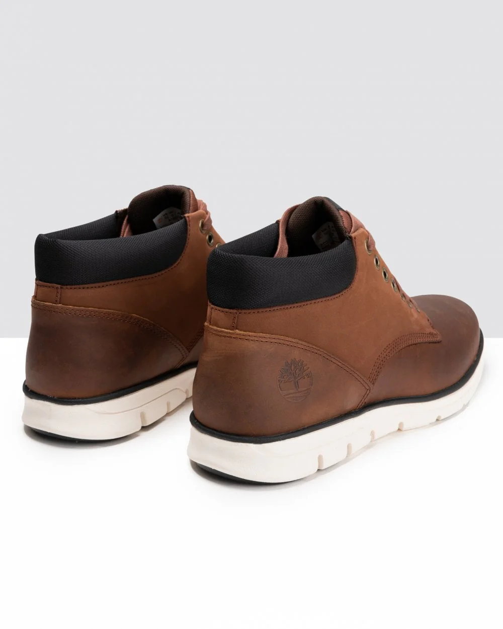 Timberland Bradstreet Leather Mens Chukka Boot - Red Brown - Image 5