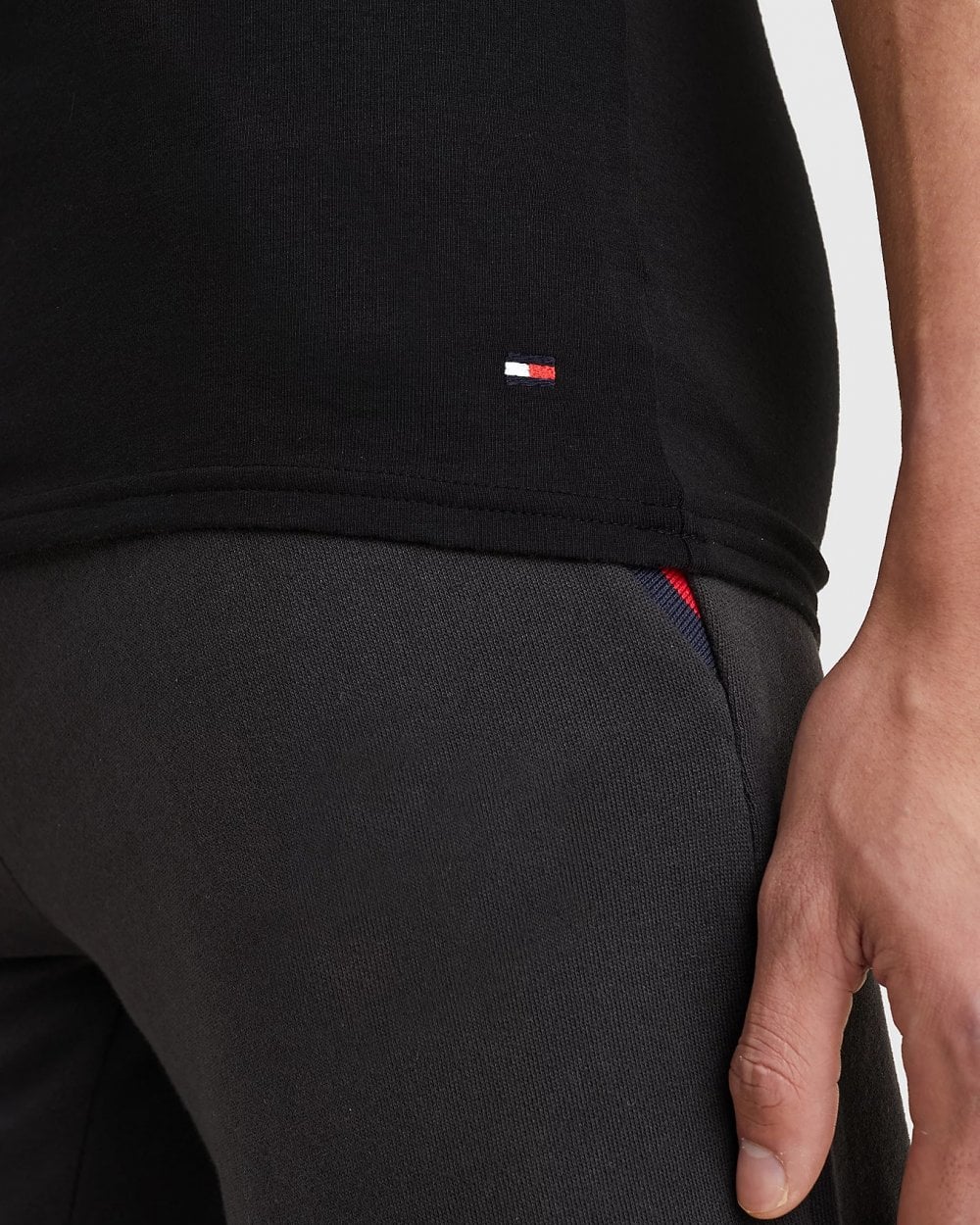 Tommy Hilfiger 3 Pack Essential Mens Stretch T-Shirts - Black/Black/Black - Image 3
