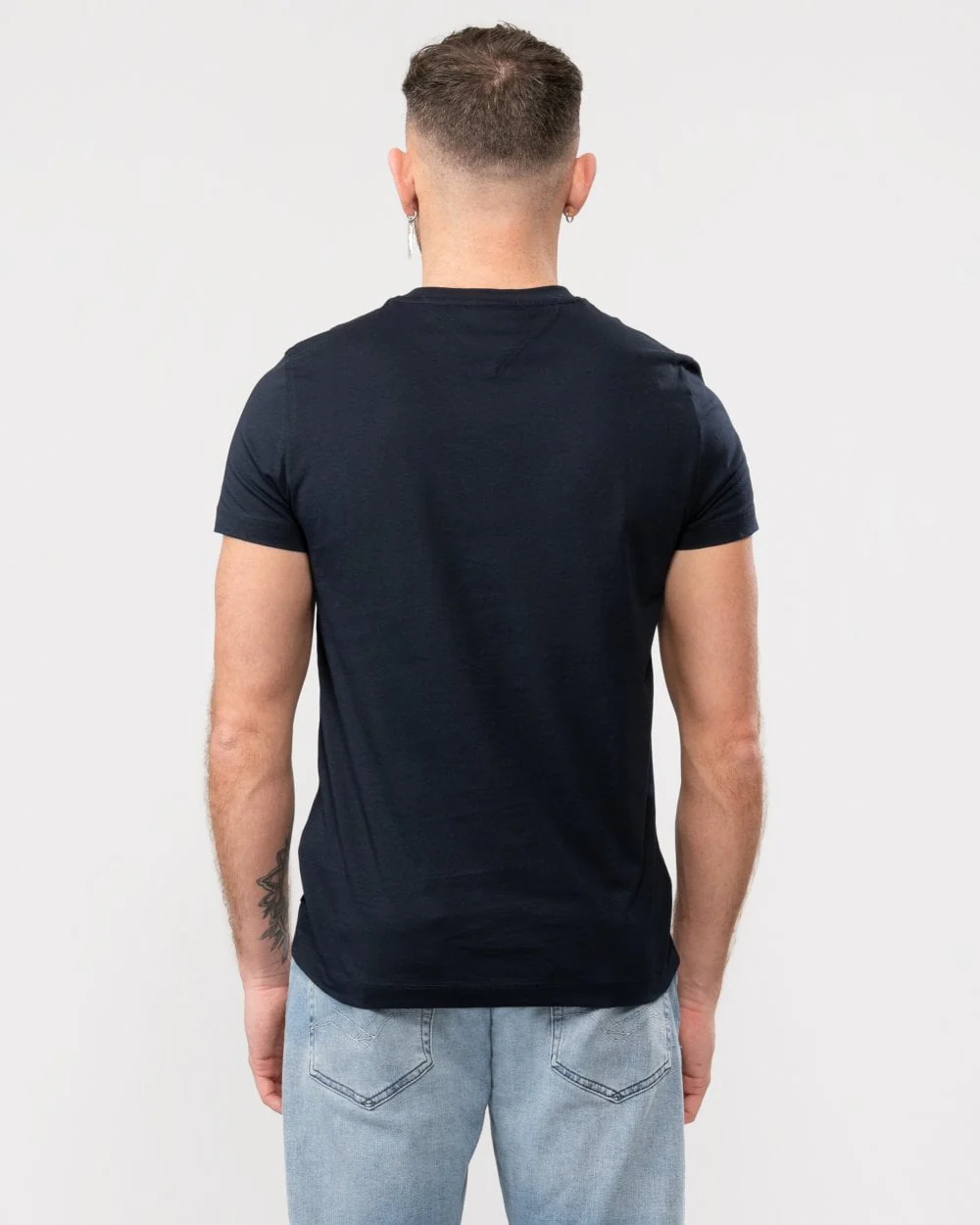 Tommy Hilfiger Arch Varsity Mens T-Shirt - Image 4
