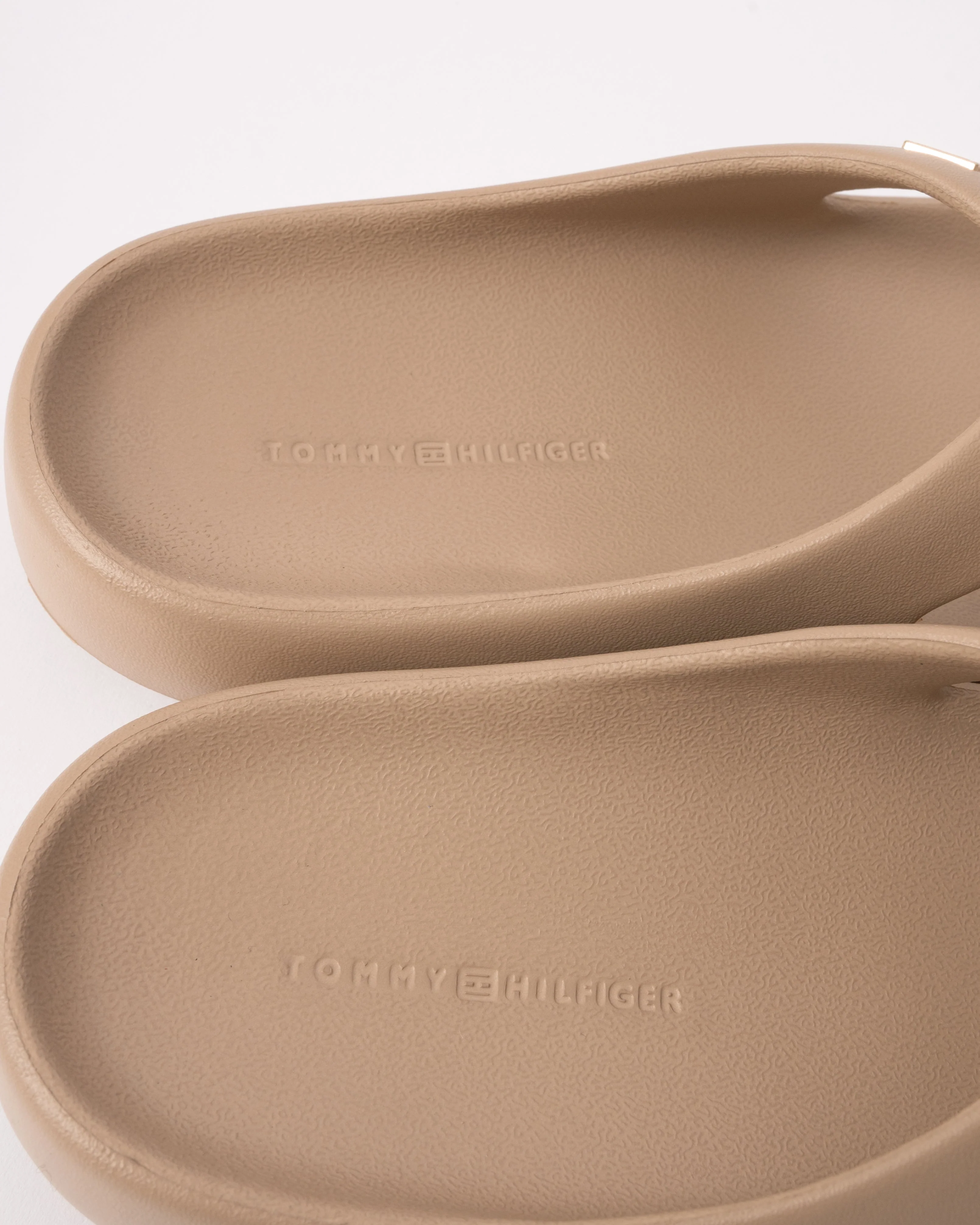 Tommy Hilfiger Comfort Womens Beach Sandal - Horseradish - Image 3