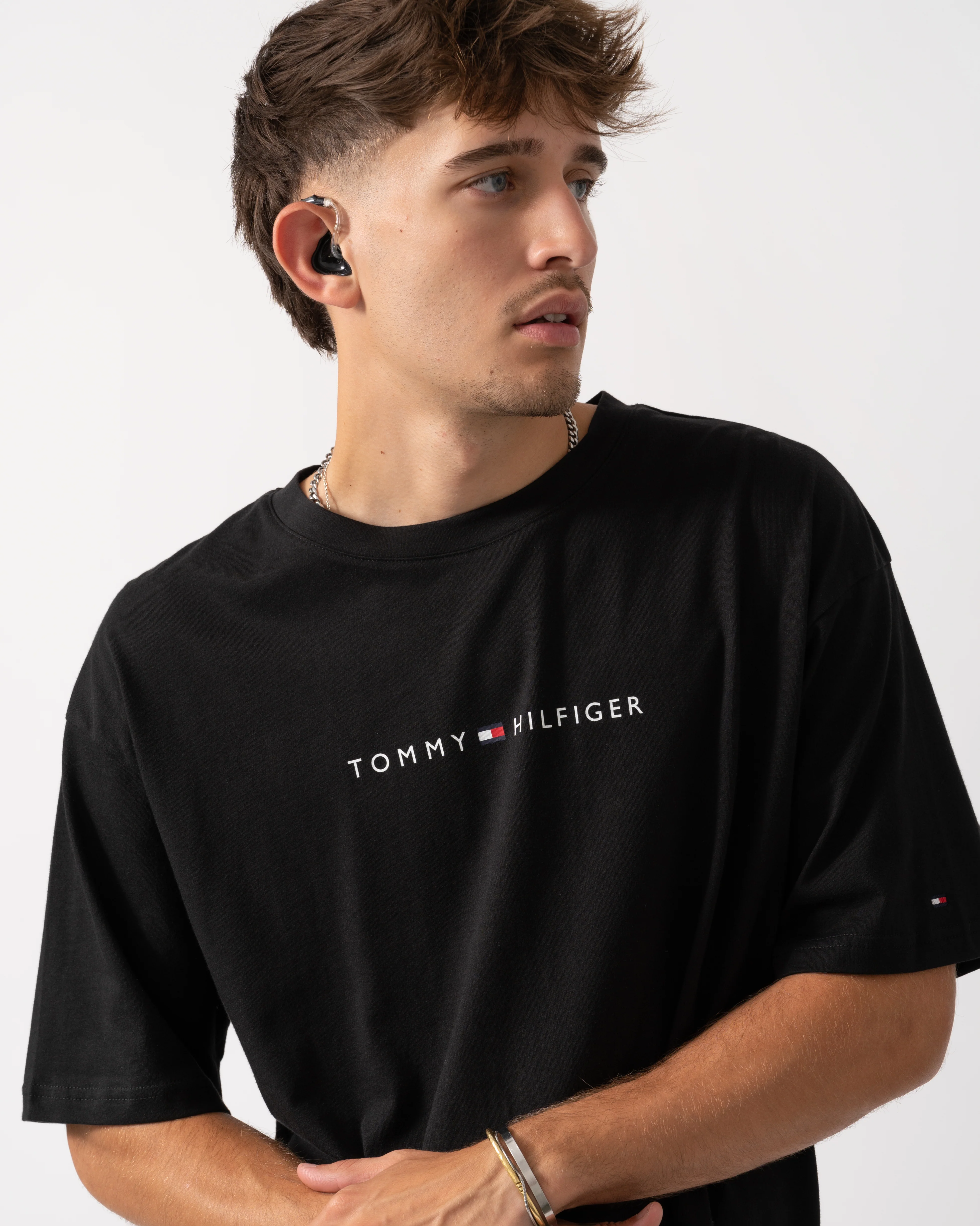 Tommy Hilfiger Contrast Logo Mens T-Shirt - Black - Image 2