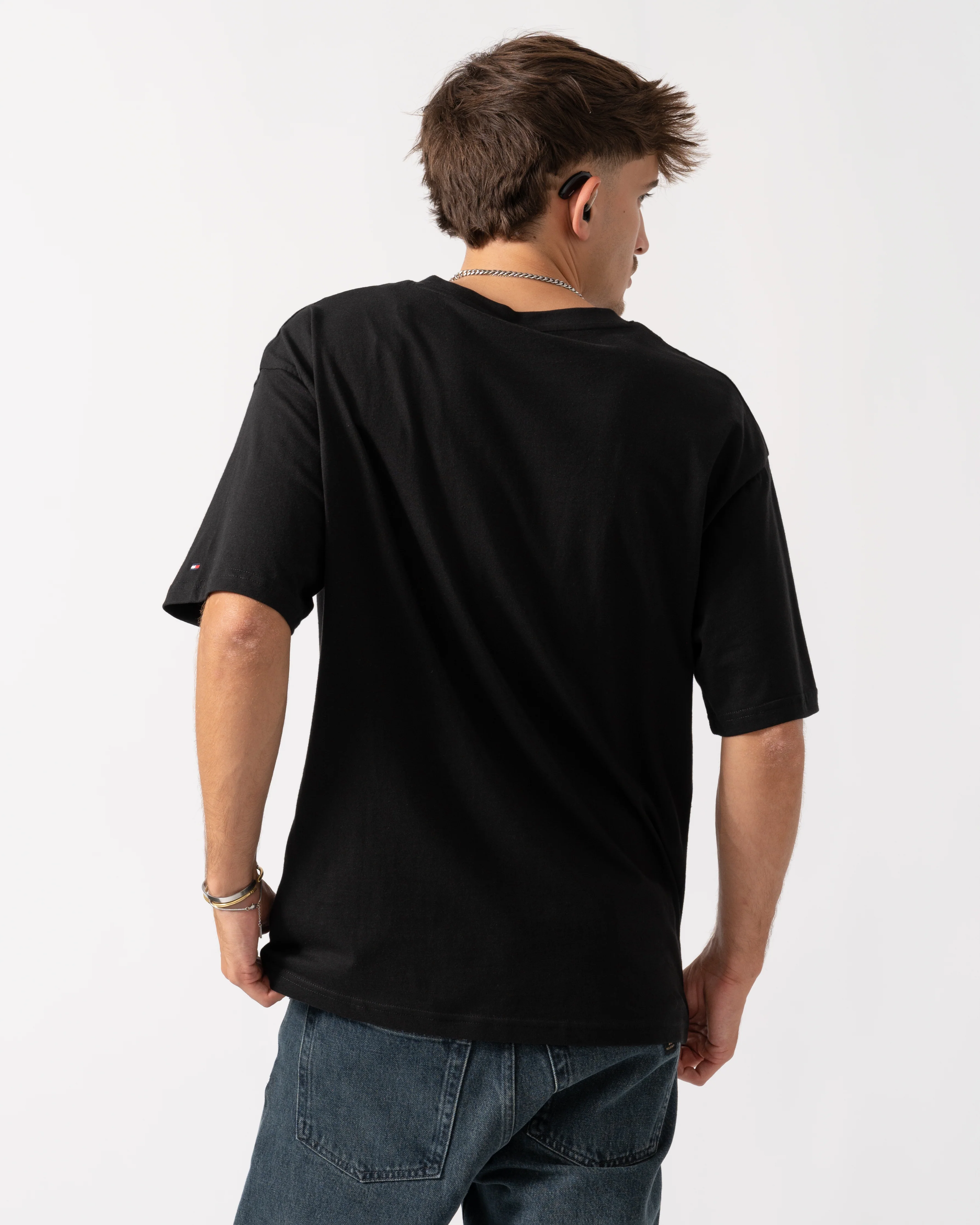 Tommy Hilfiger Contrast Logo Mens T-Shirt - Black - Image 4
