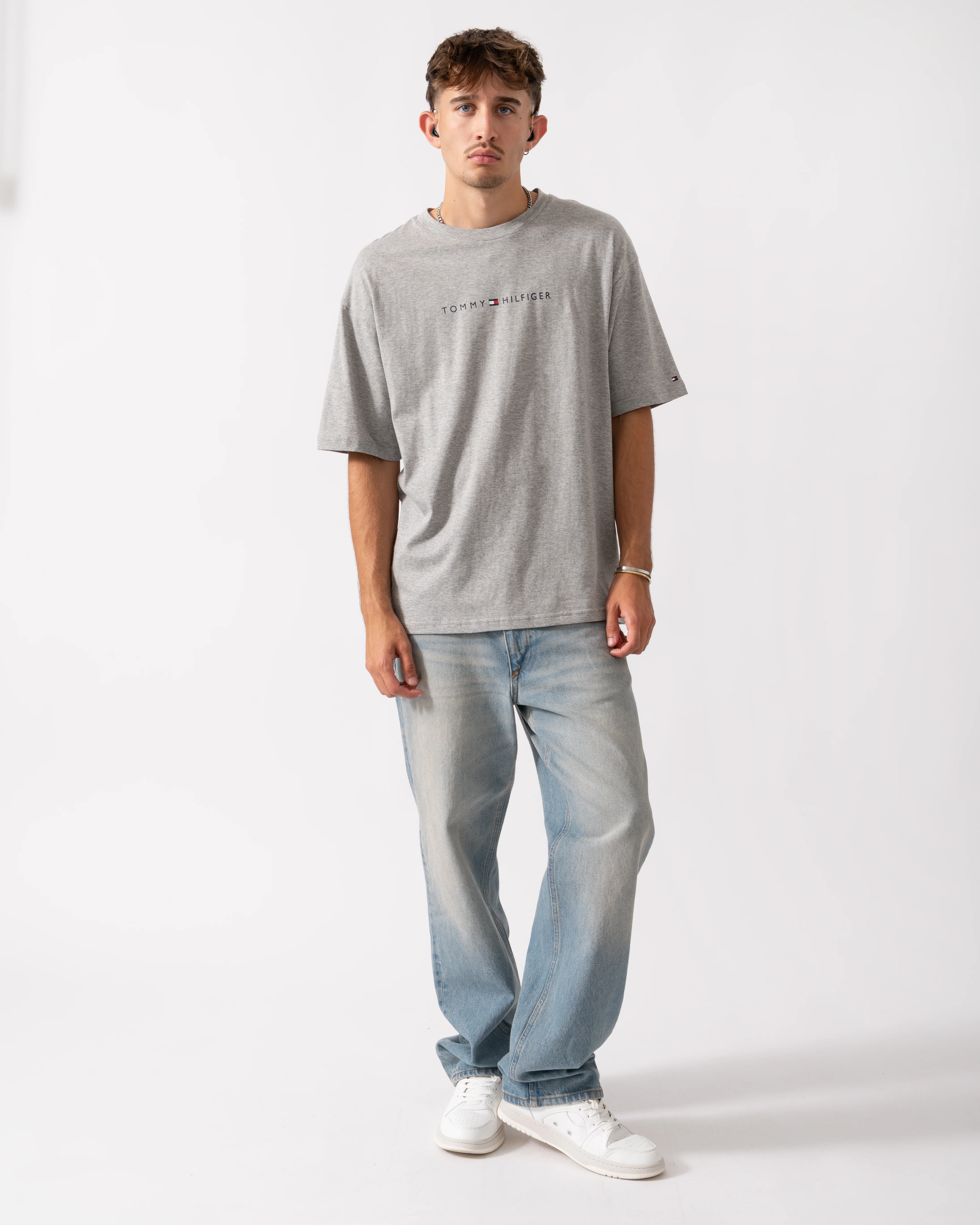 Tommy Hilfiger Contrast Logo Mens T-Shirt - Light Grey Heather - Image 2
