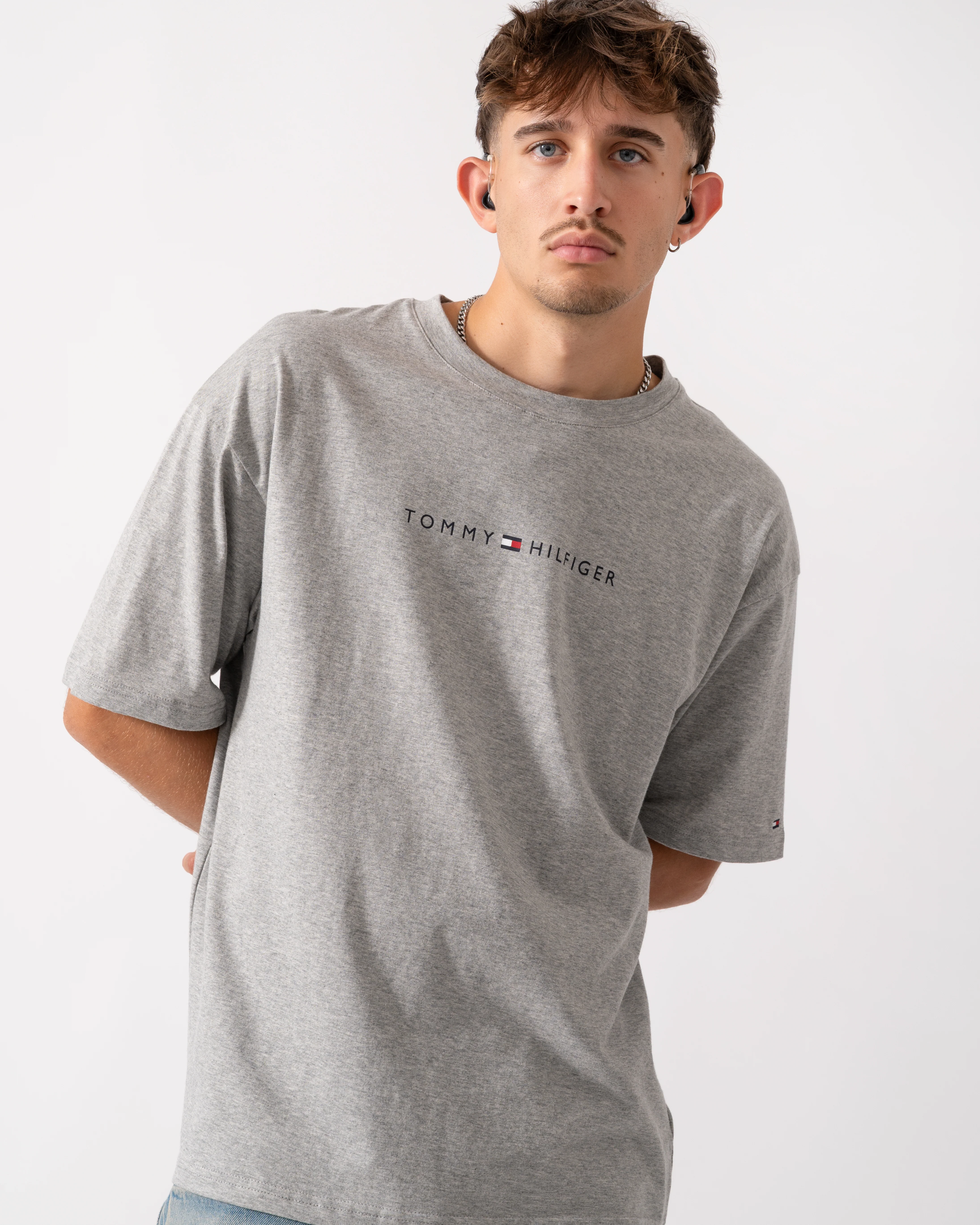 Tommy Hilfiger Contrast Logo Mens T-Shirt - Light Grey Heather - Image 3