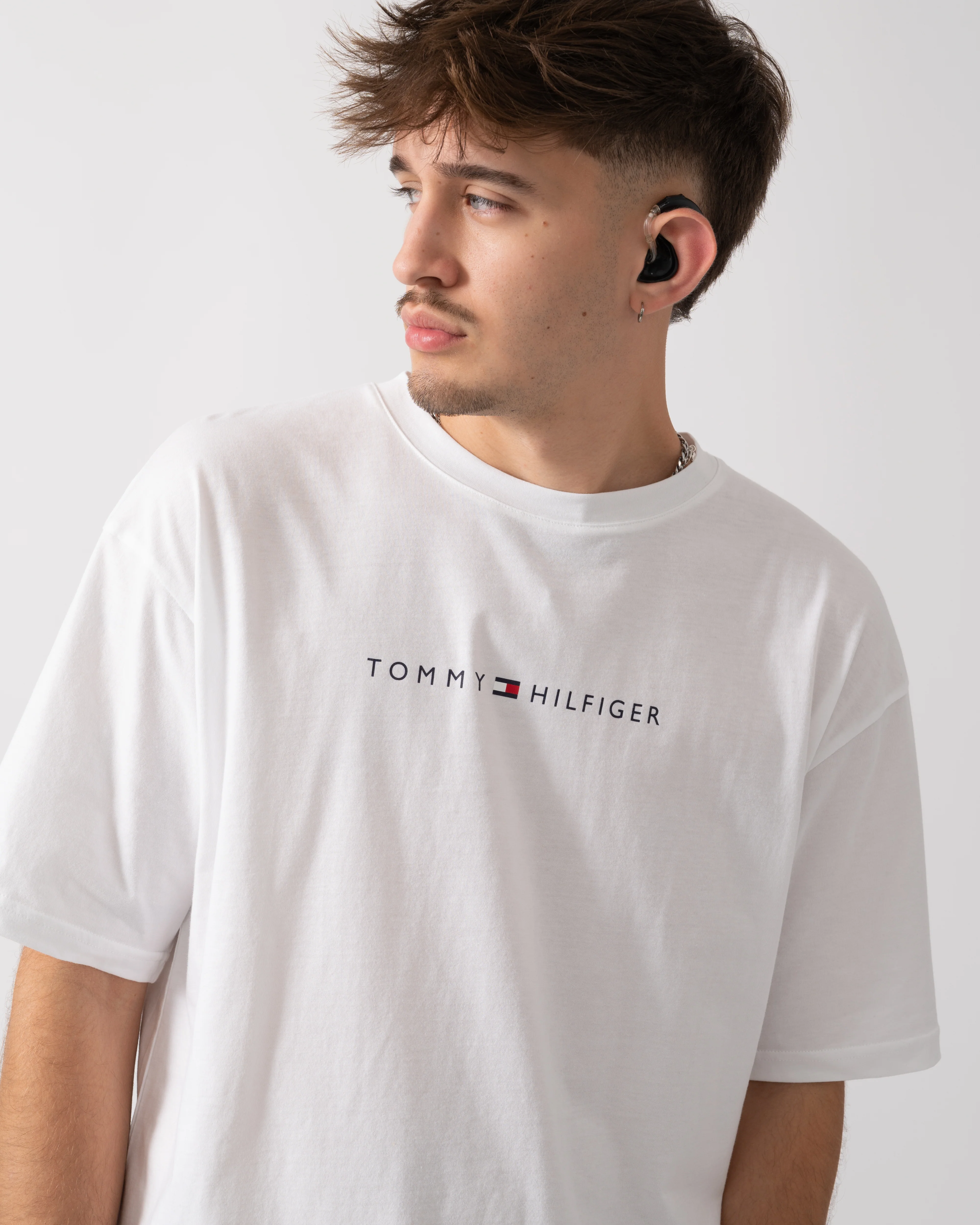 Tommy Hilfiger Contrast Logo Mens T-Shirt - TH Optic White - Image 2