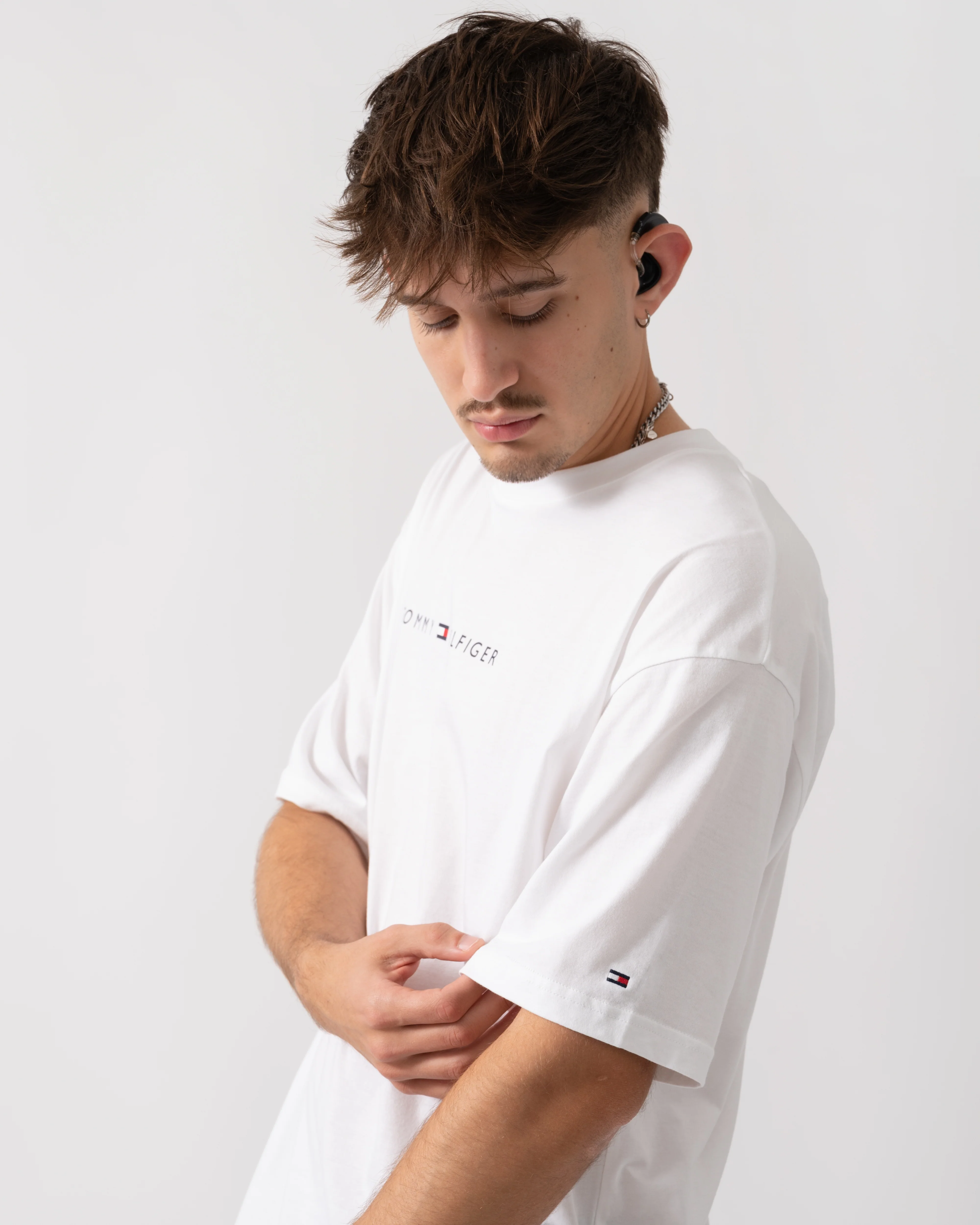 Tommy Hilfiger Contrast Logo Mens T-Shirt - TH Optic White - Image 4