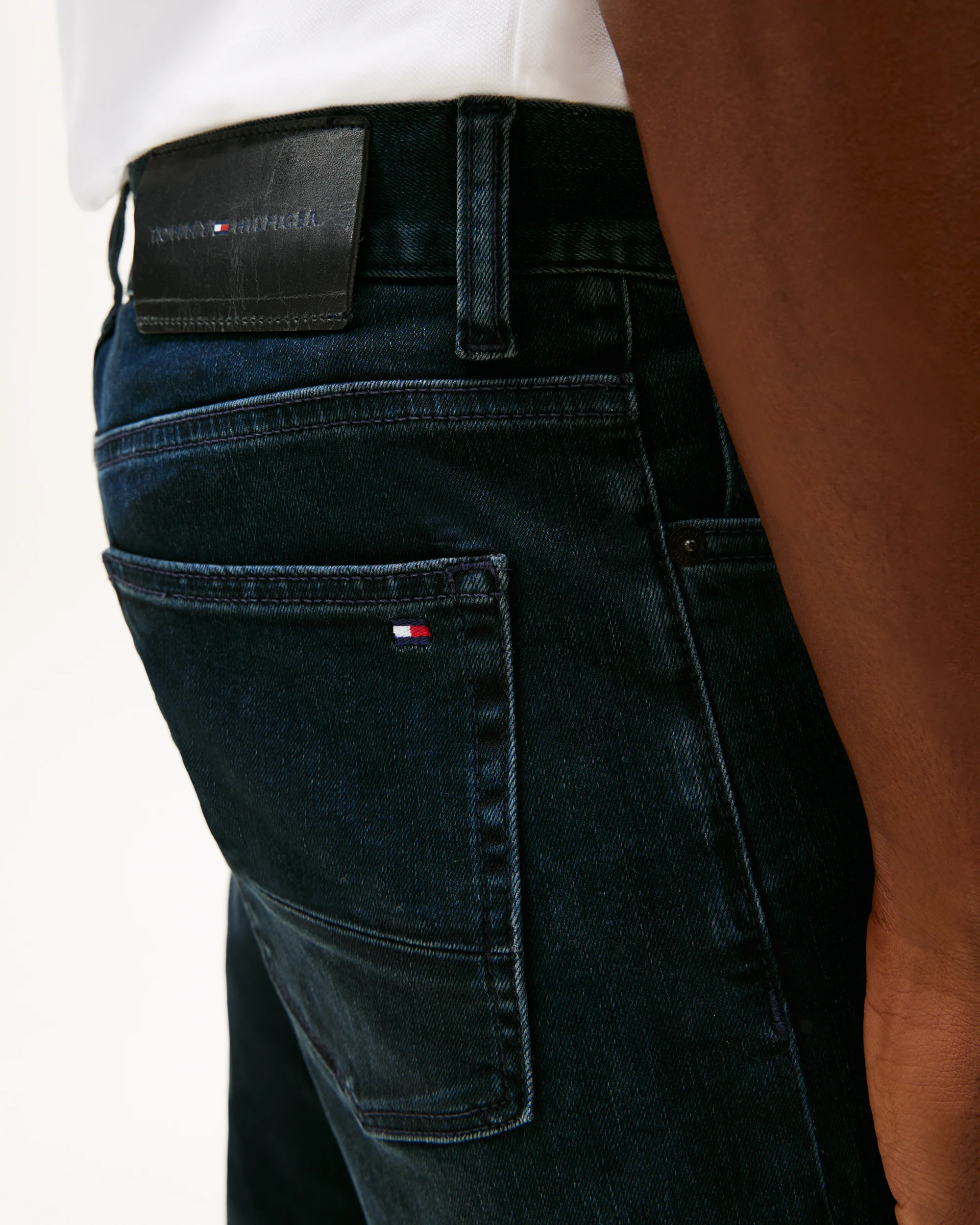 Tommy Hilfiger Core Denton Mens Straight Leg Jeans - Blue Black - Image 2