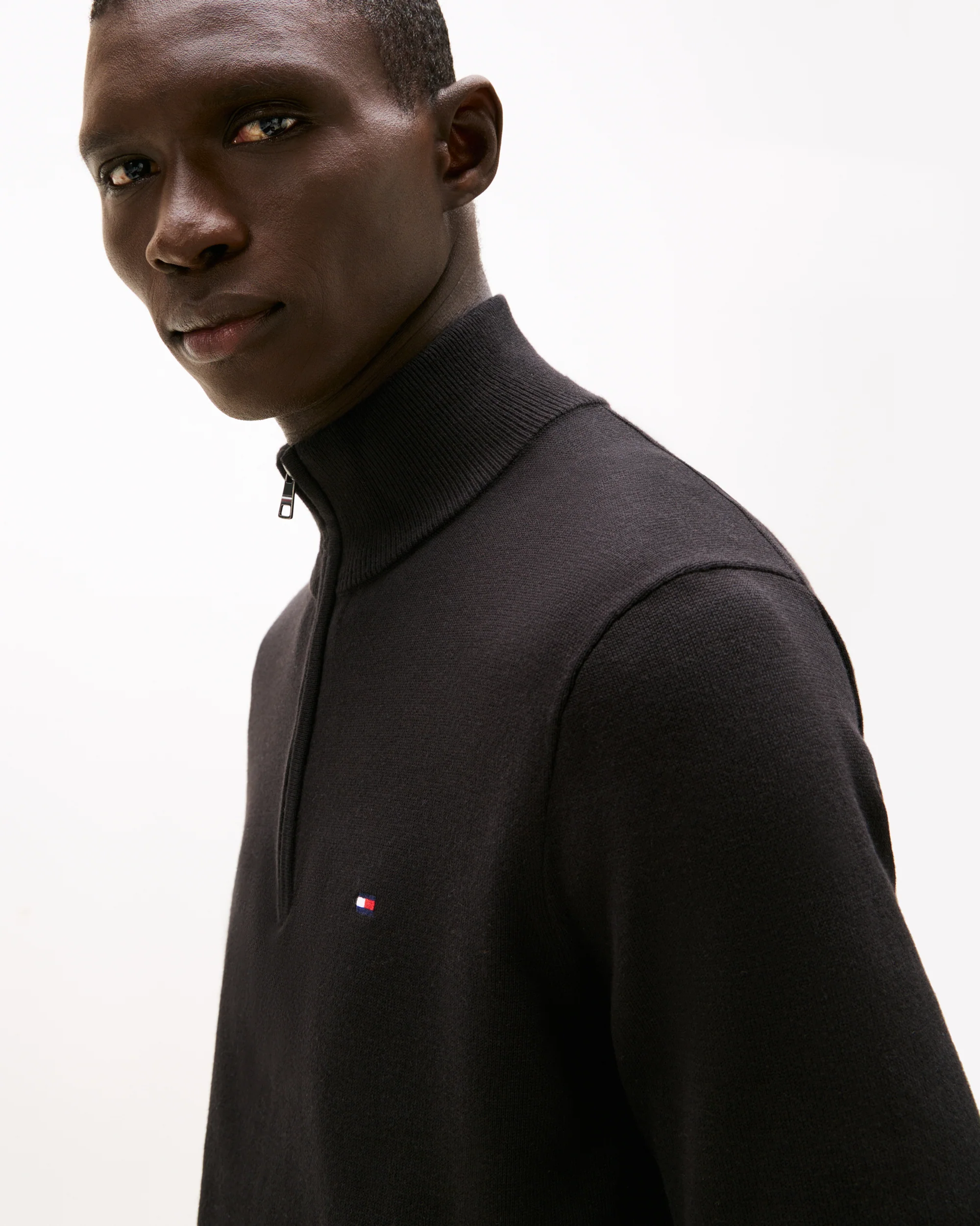 Tommy Hilfiger Essential Cotton 1/4 Zip Mock Mens Sweatshirt - Black - Image 2